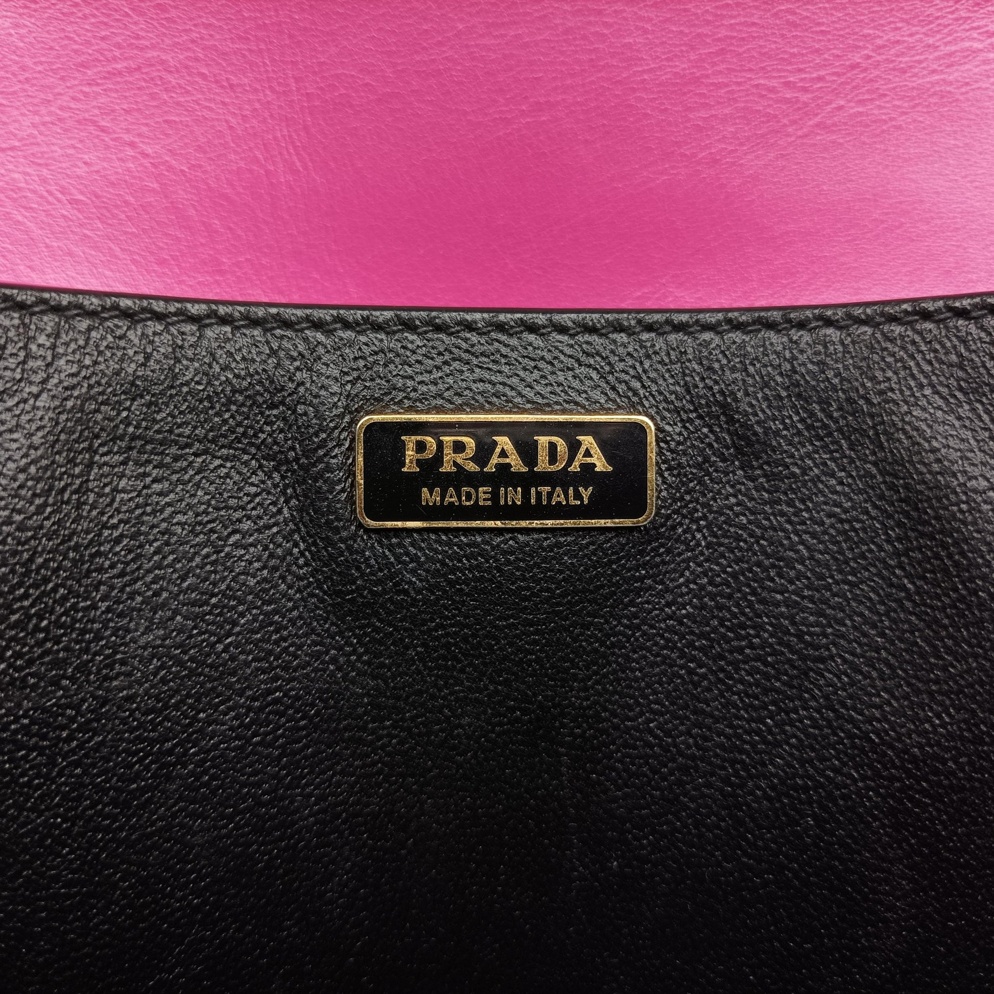 Cahier Pink×Black Leather 1BD045 25カイエ ピンク×ブラック レザー 1BD045 25