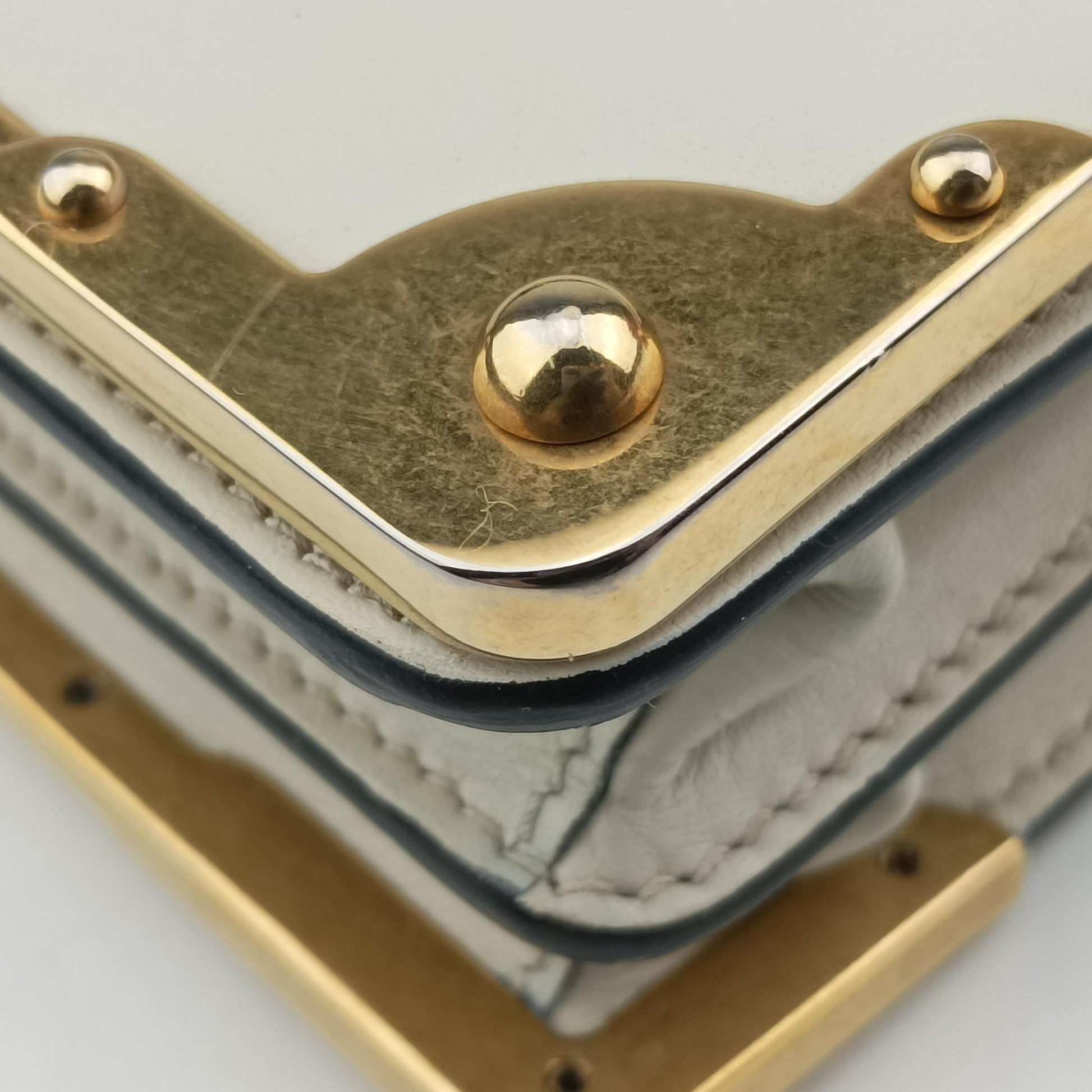 Cahier Black×white Leather×SAFFIANO Leather 1BD045 25カイエ ブラック×ホワイト レザー×サフィアーノレザー 1BD045 25