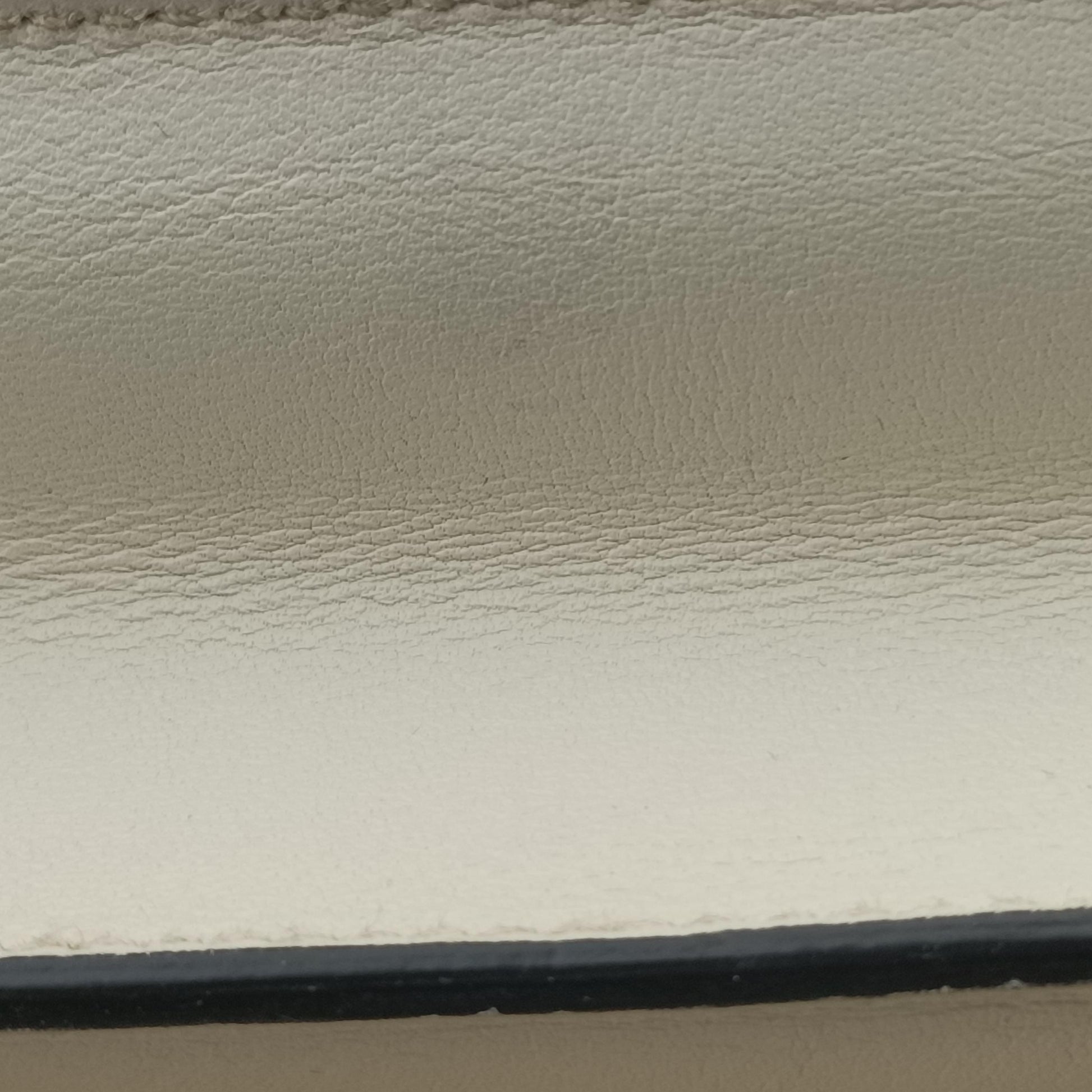 Cahier Black×white Leather×SAFFIANO Leather 1BD045 25カイエ ブラック×ホワイト レザー×サフィアーノレザー 1BD045 25