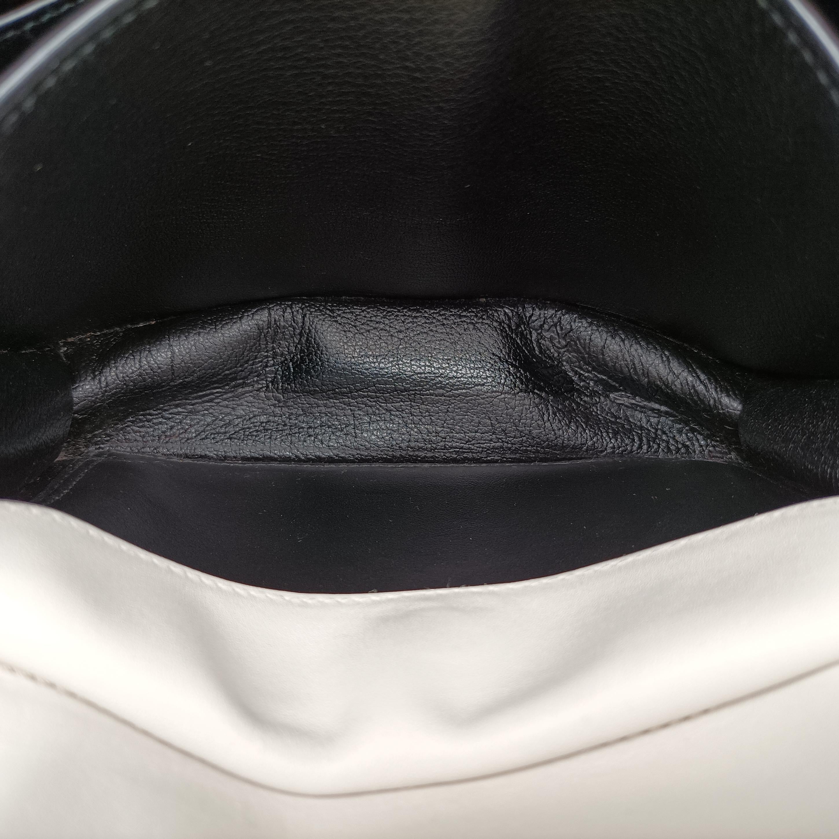 Cahier Black×white Leather×SAFFIANO Leather 1BD045 25カイエ ブラック×ホワイト レザー×サフィアーノレザー 1BD045 25