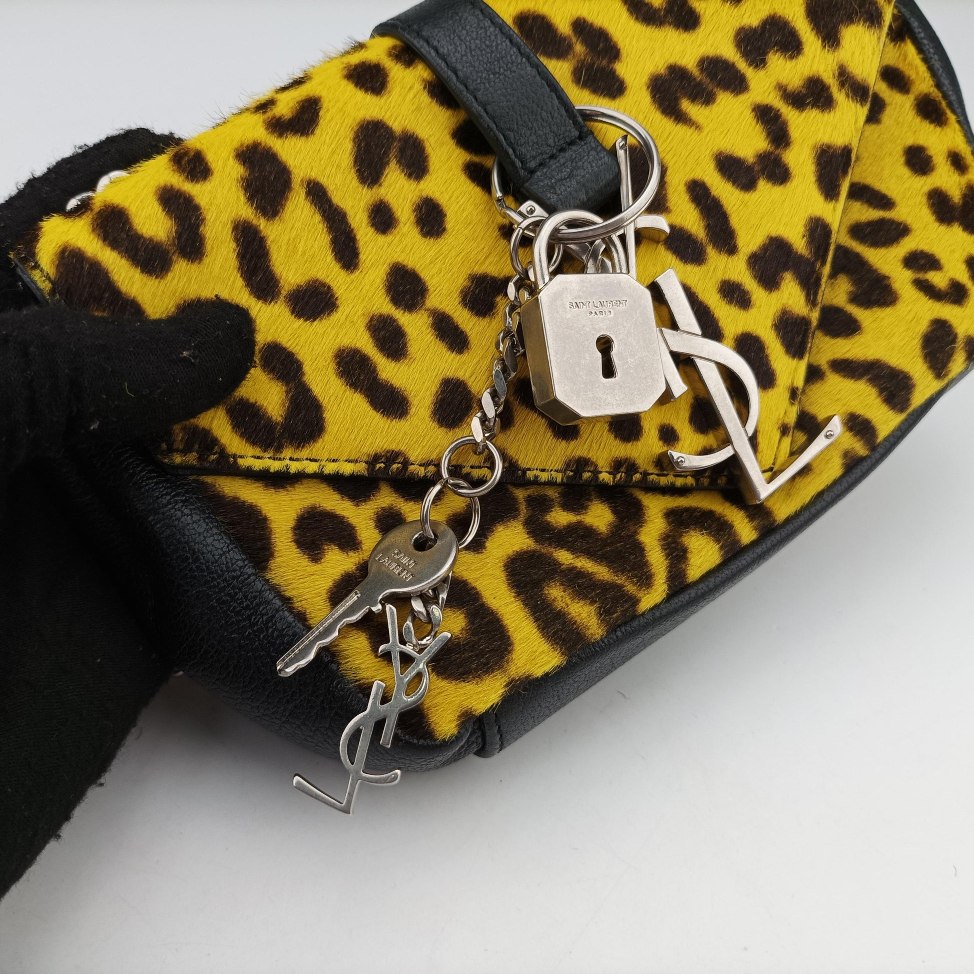 Monogram Leopard Print Baby Punk Chain Yellow x Black x Multicolor ponyhair 401648 CLD401648.0715モノグラム レオパードプリント ベビーパンクチェーン イエロー×ブラック×マルチカラー ハラコ 401648 CLD401648.0715