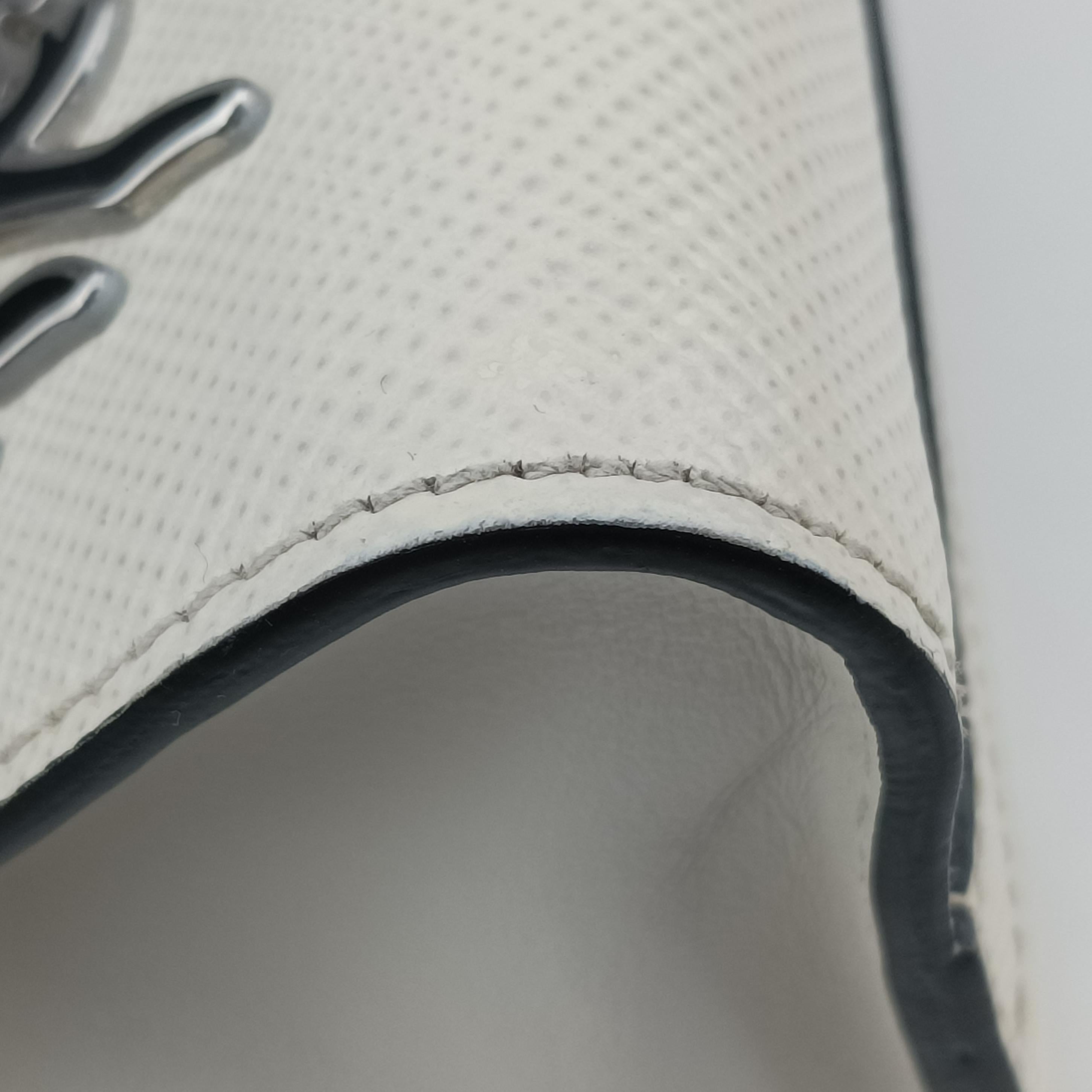 Monochrome Robot White SAFFIANO Leather 1BD127 7/Dモノクローム ロボット ホワイト サフィアーノレザー 1BD127 7/D