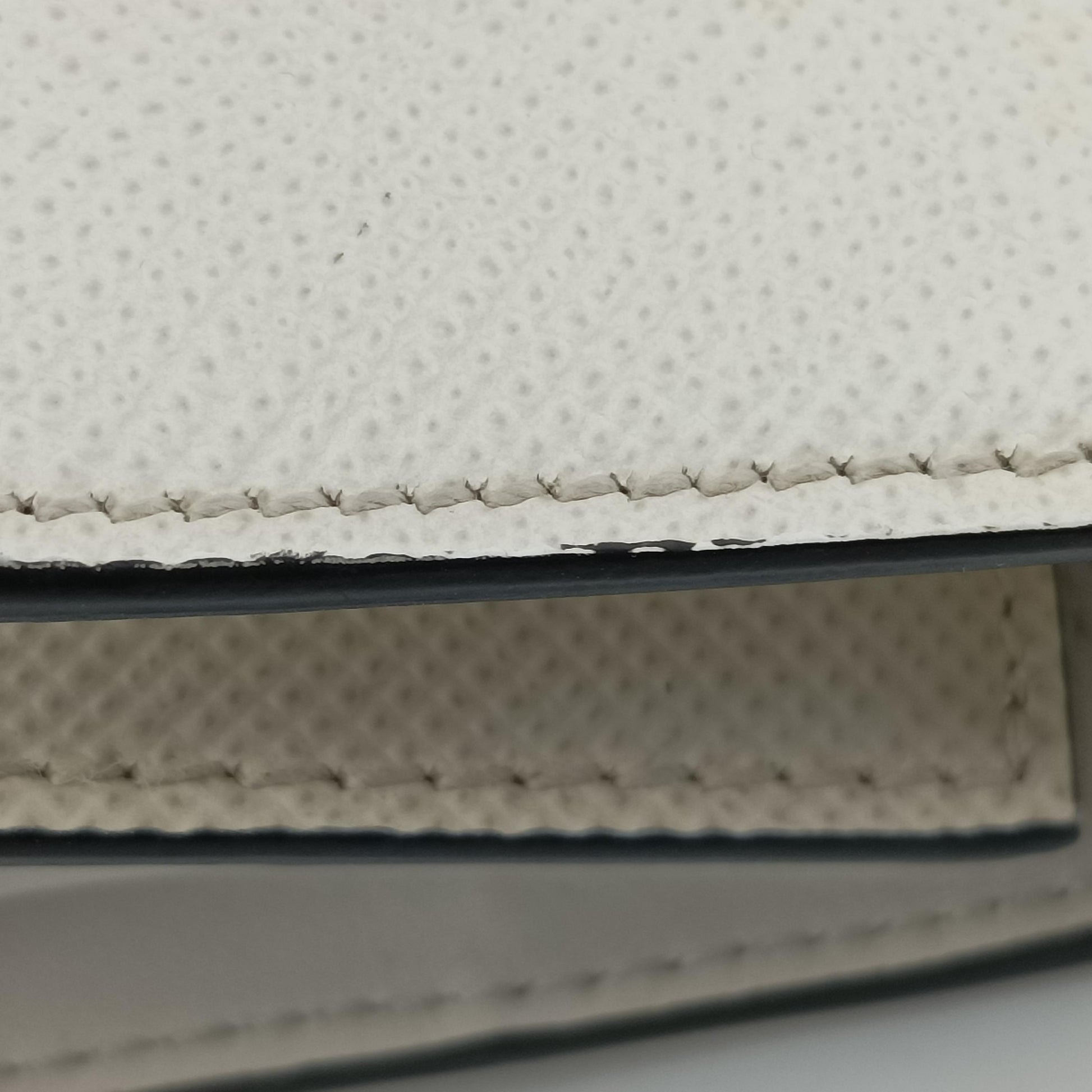 Monochrome Robot White SAFFIANO Leather 1BD127 7/Dモノクローム ロボット ホワイト サフィアーノレザー 1BD127 7/D