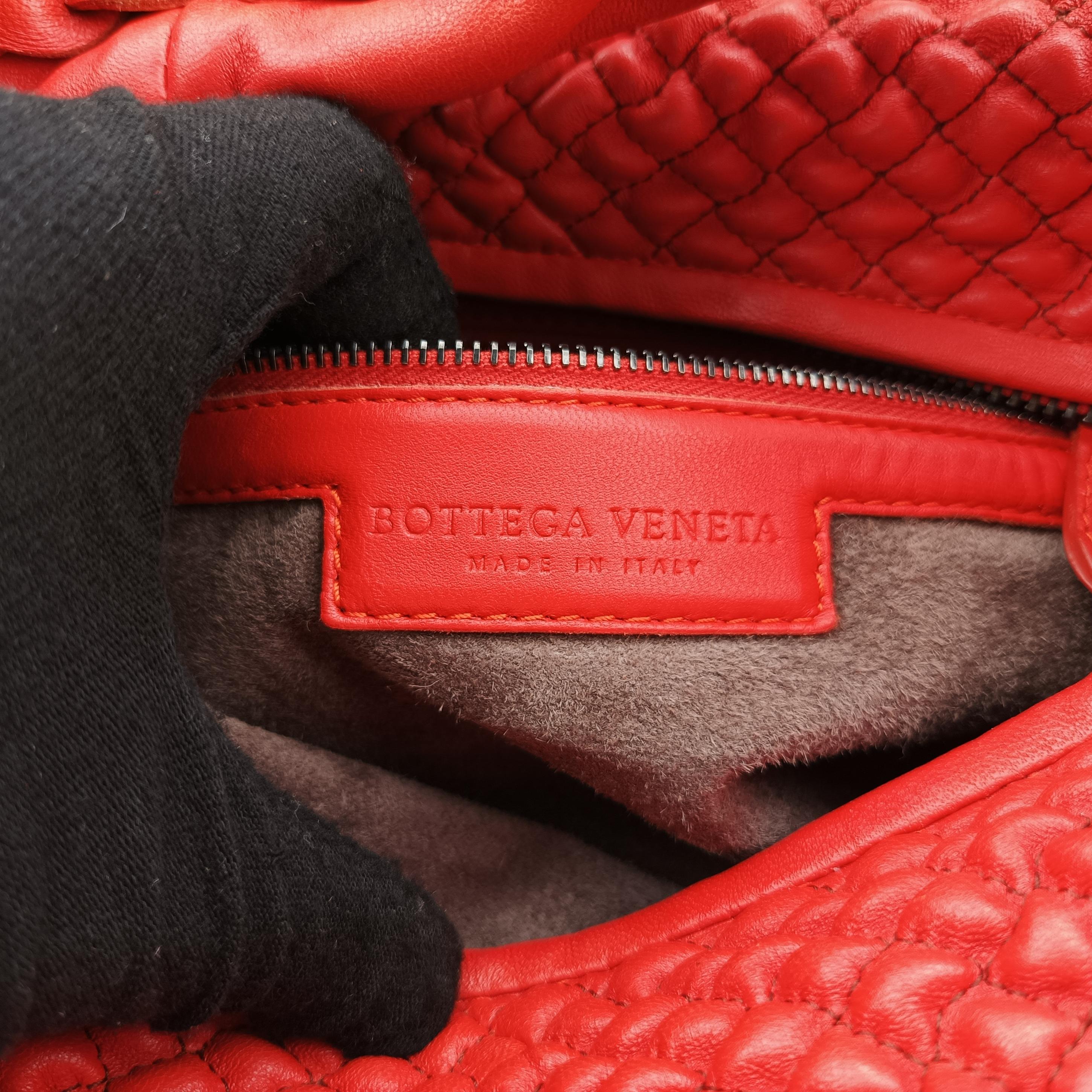 Hobo Intrecciato Red lambskin 232499 VO510 6551 EPEV 2011 1952 Eホーボーイントレチャート レッド ラムスキン 232499 VO510 6551 EPEV 2011 1952 E