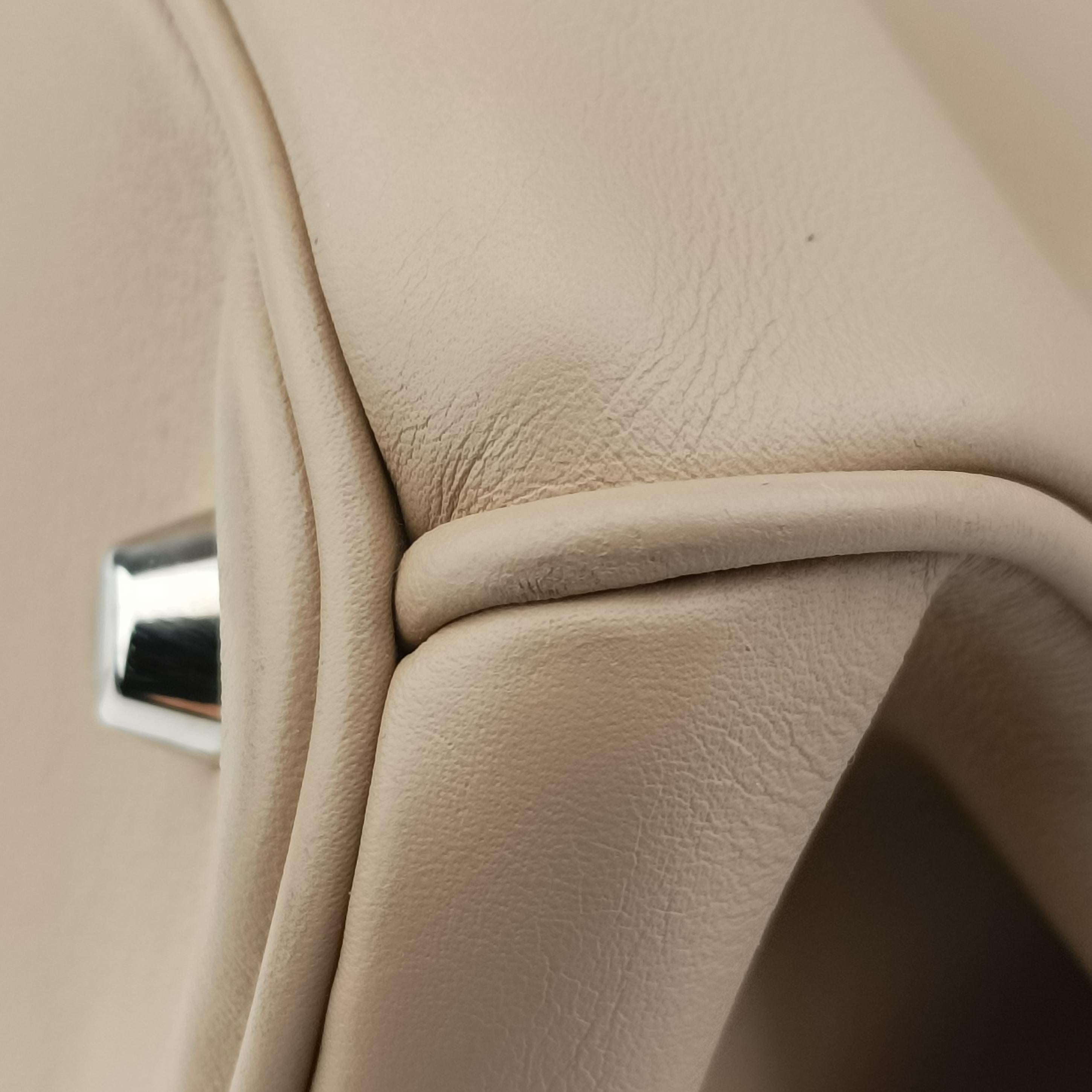 Diorissimo Beige Leather 09-MA-0162ディオリッシモ ベージュ レザー 09-MA-0162