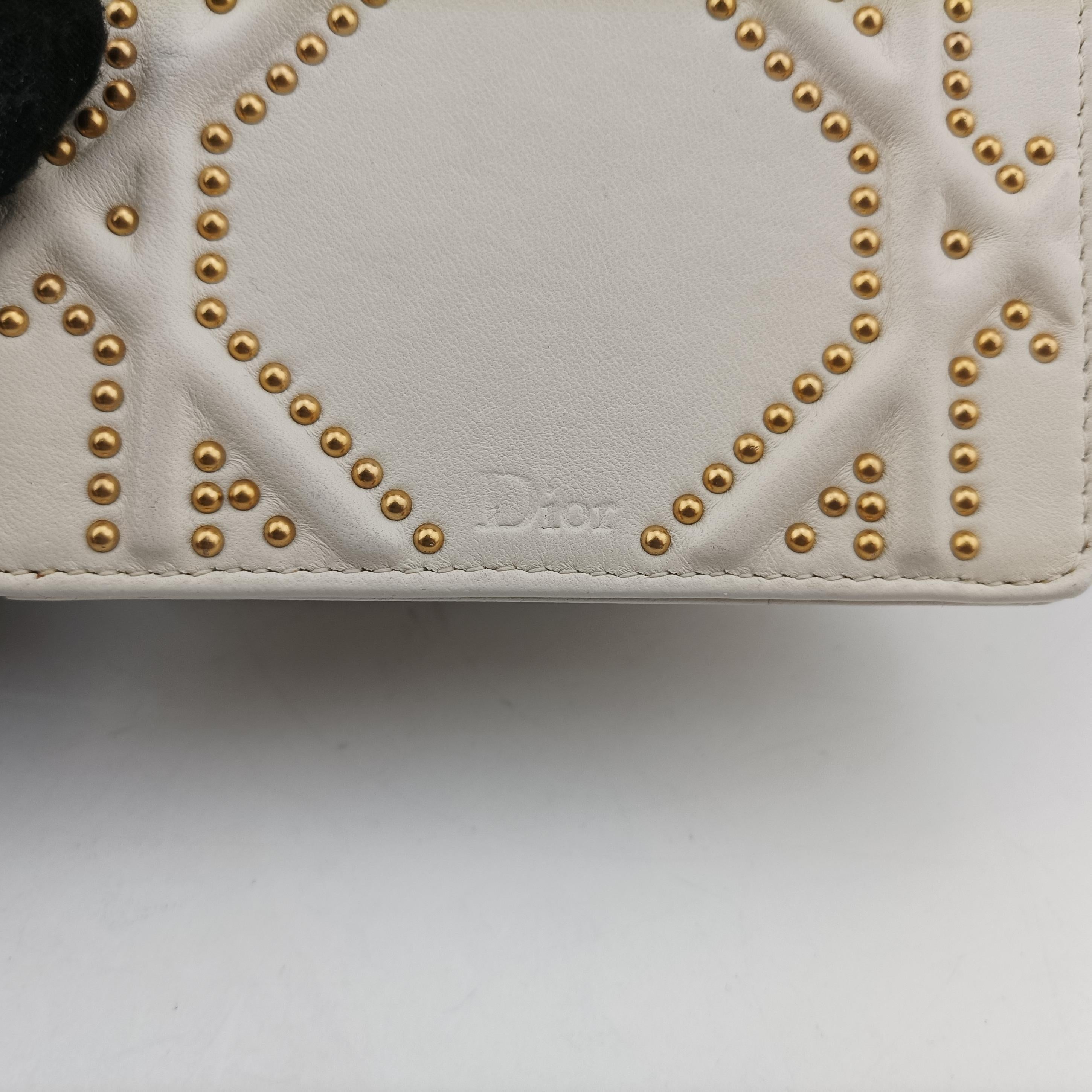 Diorama White Leather 08-BO-0197ディオラマ ホワイト レザー 08-BO-0197