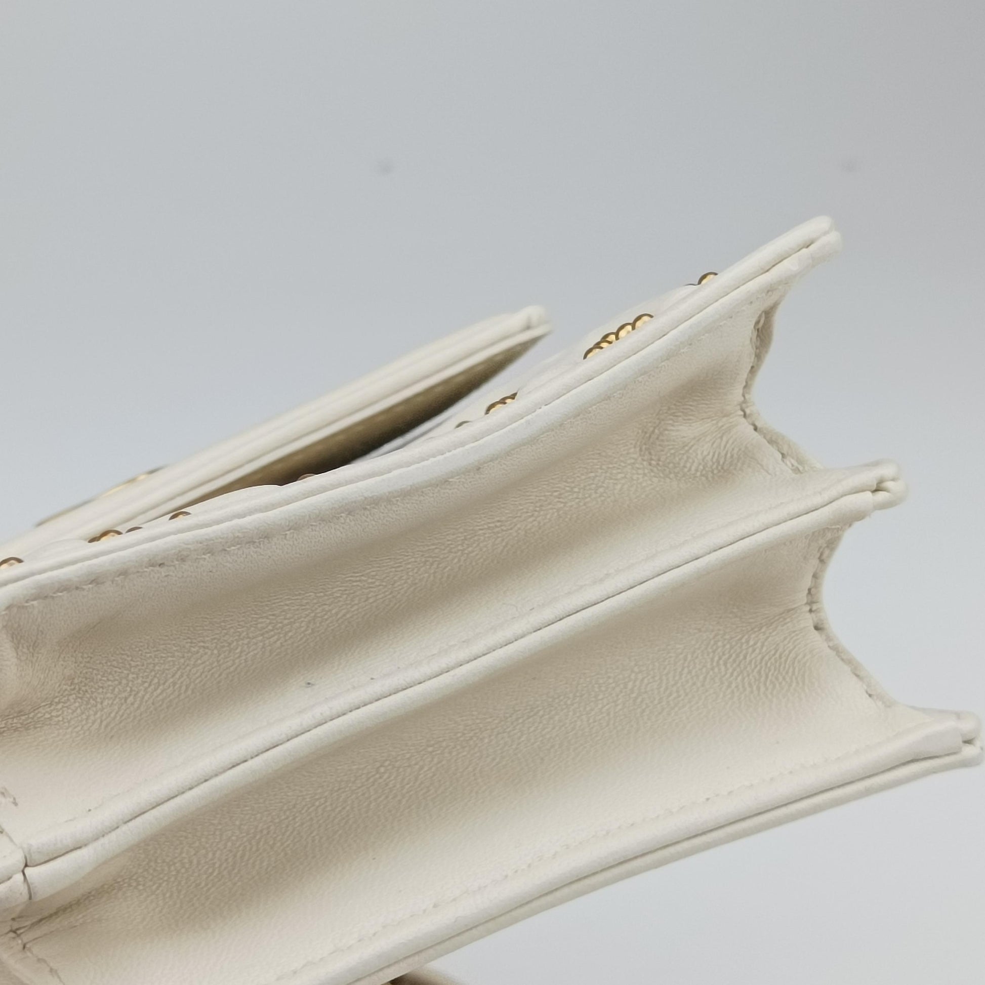 Diorama White Leather 08-BO-0197ディオラマ ホワイト レザー 08-BO-0197