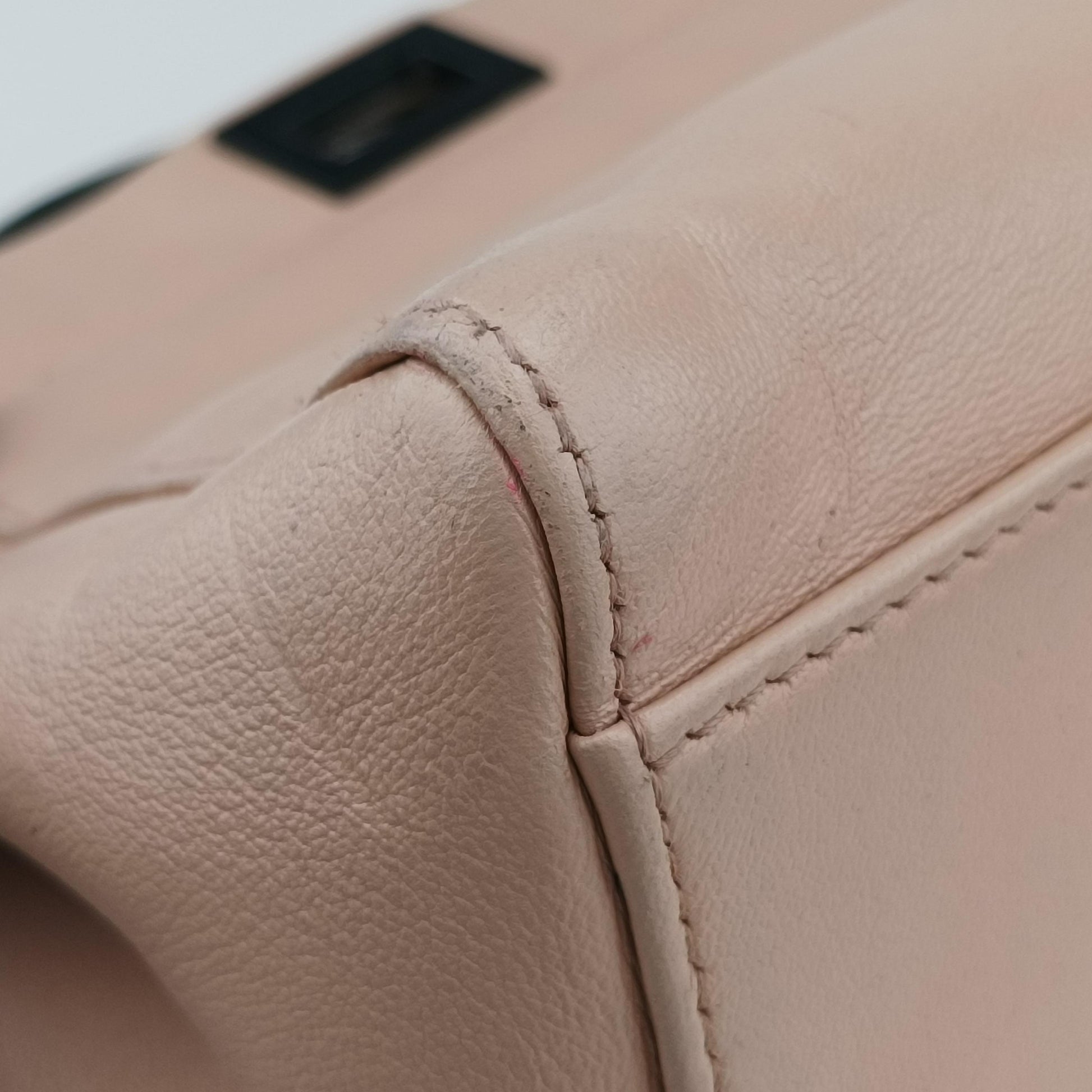 PEEKABOO mini Pink Leather 8BN244 8BN244-68H-189-9851ピーカブー ミニ ピンク レザー 8BN244 8BN244-68H-189-9851