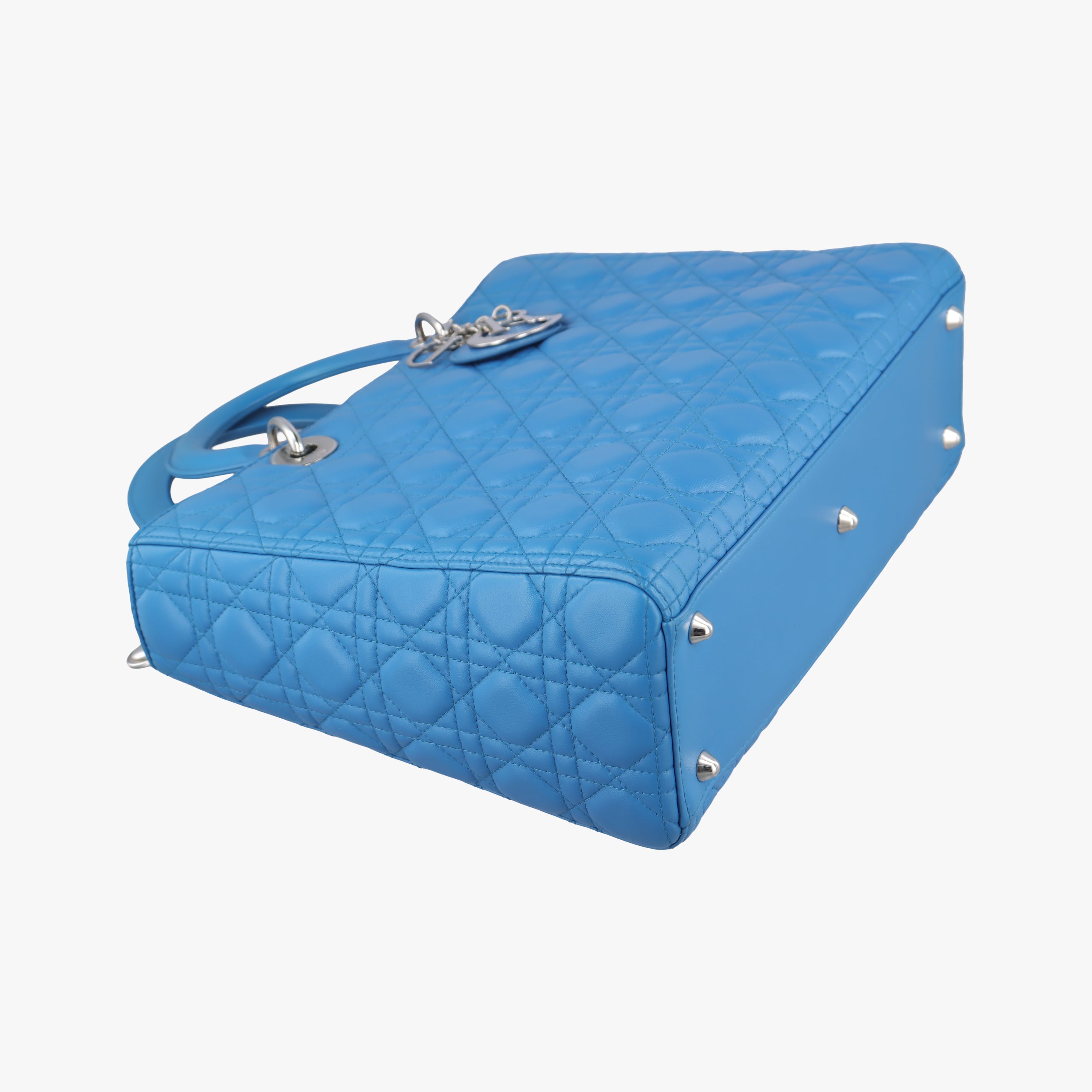 Lady Dior Blue lambskin 16-BO-0154レディディオール ブルー ラムスキン 16-BO-0154