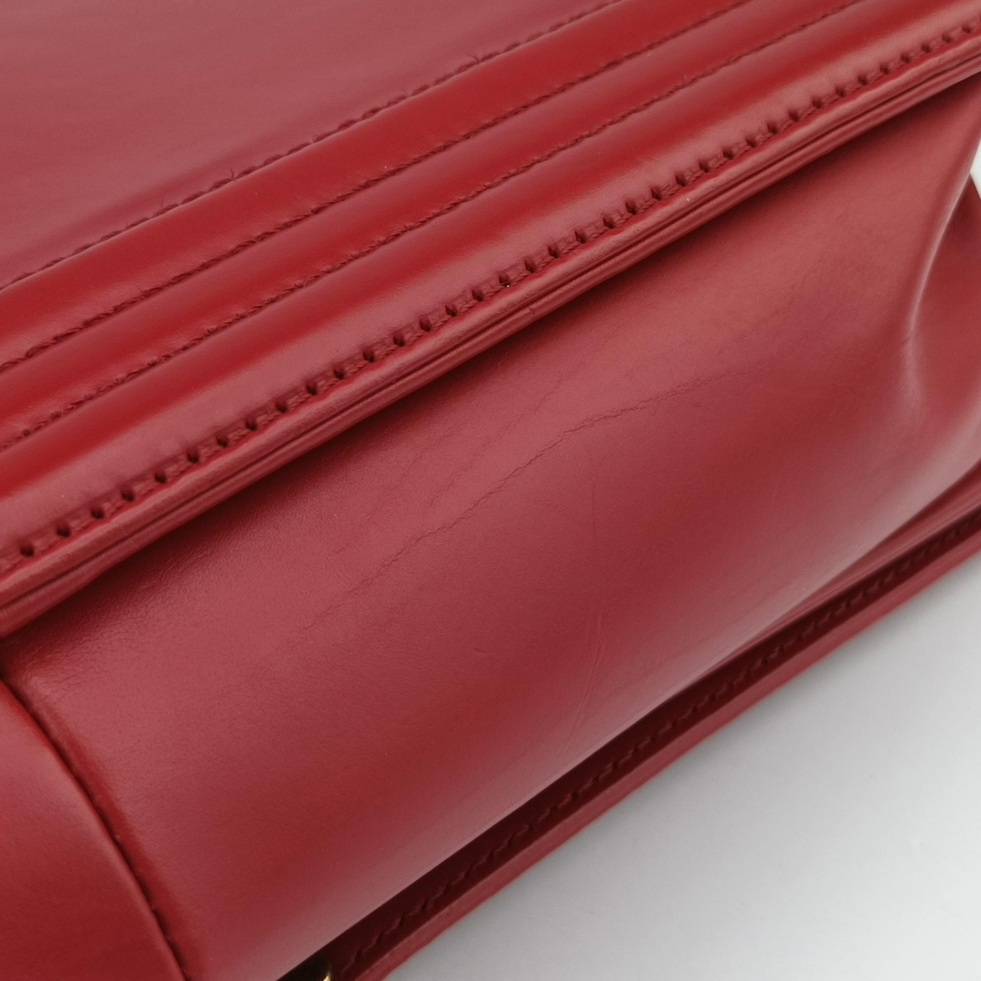 BOY CHANEL Red Leather A66711 15641994ボーイシャネル レッド レザー A66711 15641994