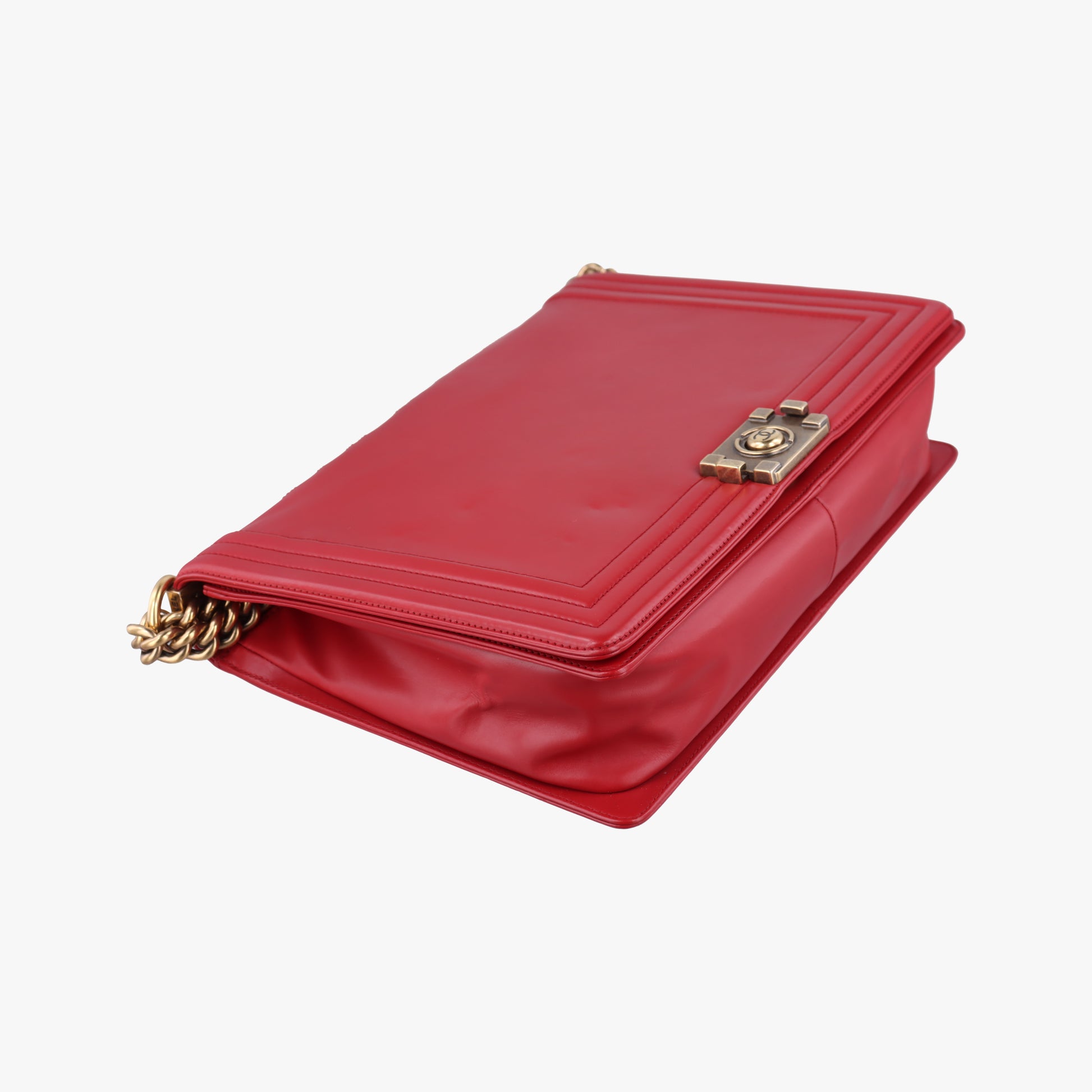 BOY CHANEL Red Leather A66711 15641994ボーイシャネル レッド レザー A66711 15641994