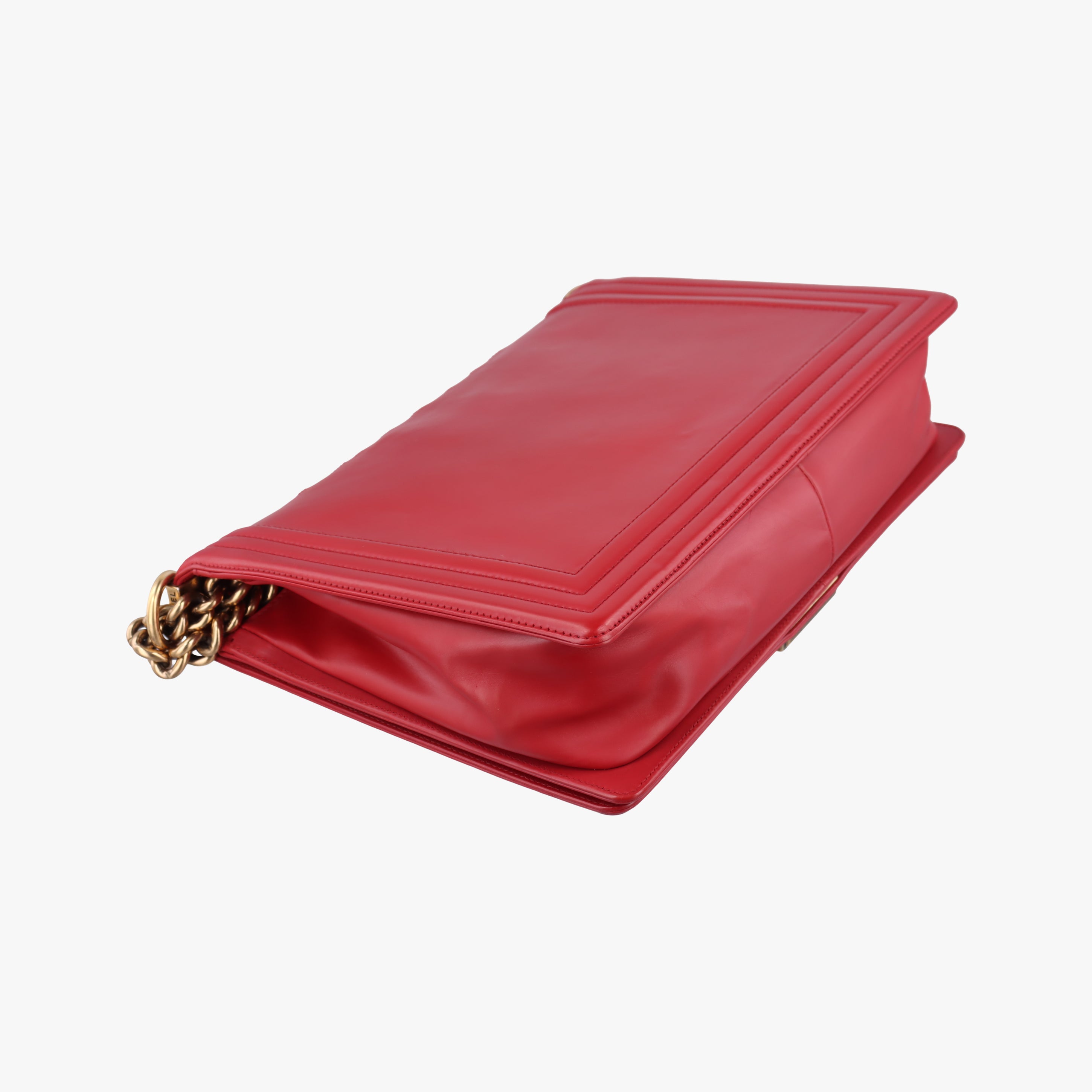 BOY CHANEL Red Leather A66711 15641994ボーイシャネル レッド レザー A66711 15641994