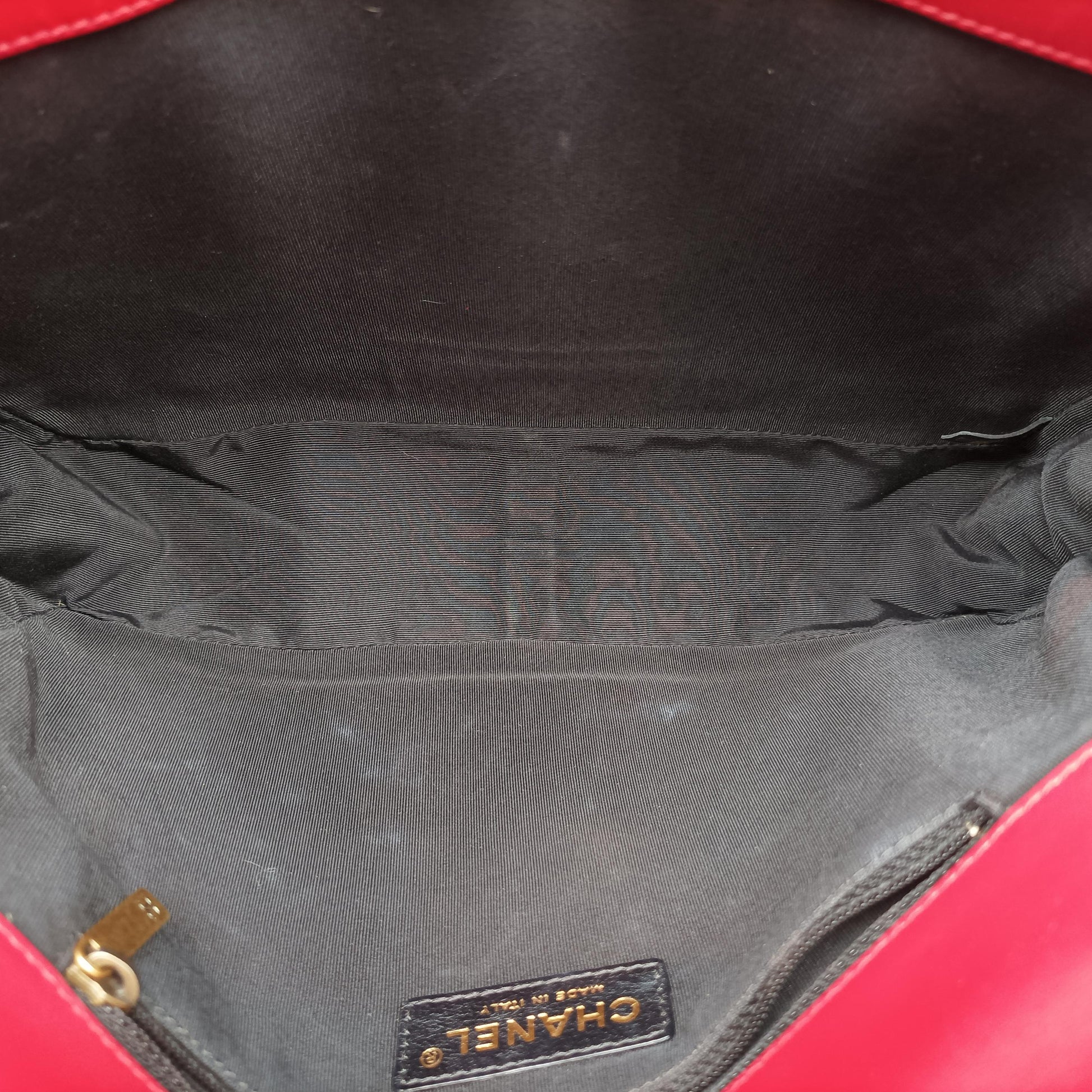 BOY CHANEL Red Leather A66711 15641994ボーイシャネル レッド レザー A66711 15641994