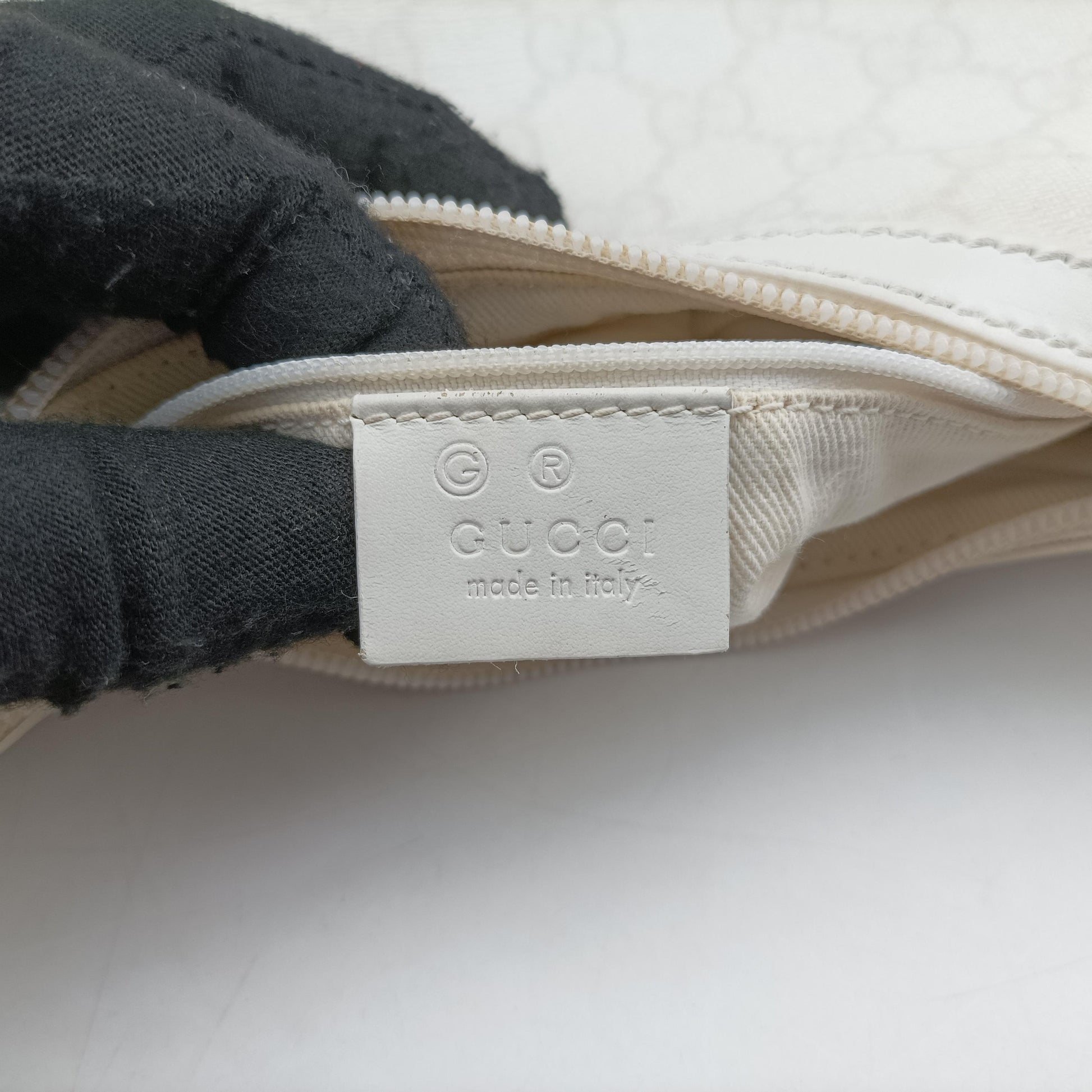 GG Supreme GG Plus Small Web Hobo White PVC coated canvas 263757 B9225801GGスプリーム GGプラス ウェブ ホーボー ホワイト PVCコーティングキャンバス 263757 B9225801