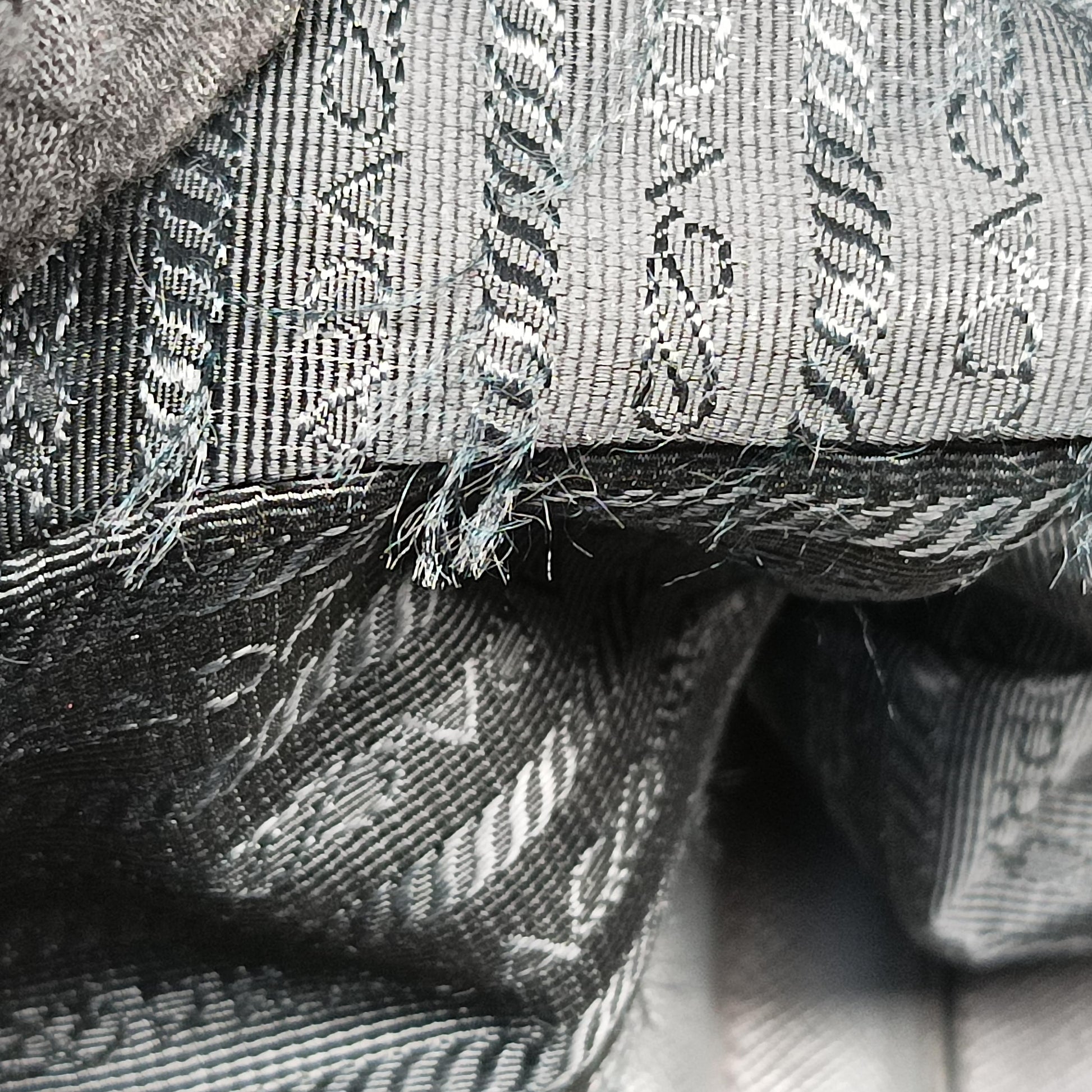 Business Briefcase Grey SAFFIANO Leather 2VE011 208ビジネス ブリーフケース グレー サフィアーノレザー 2VE011 208