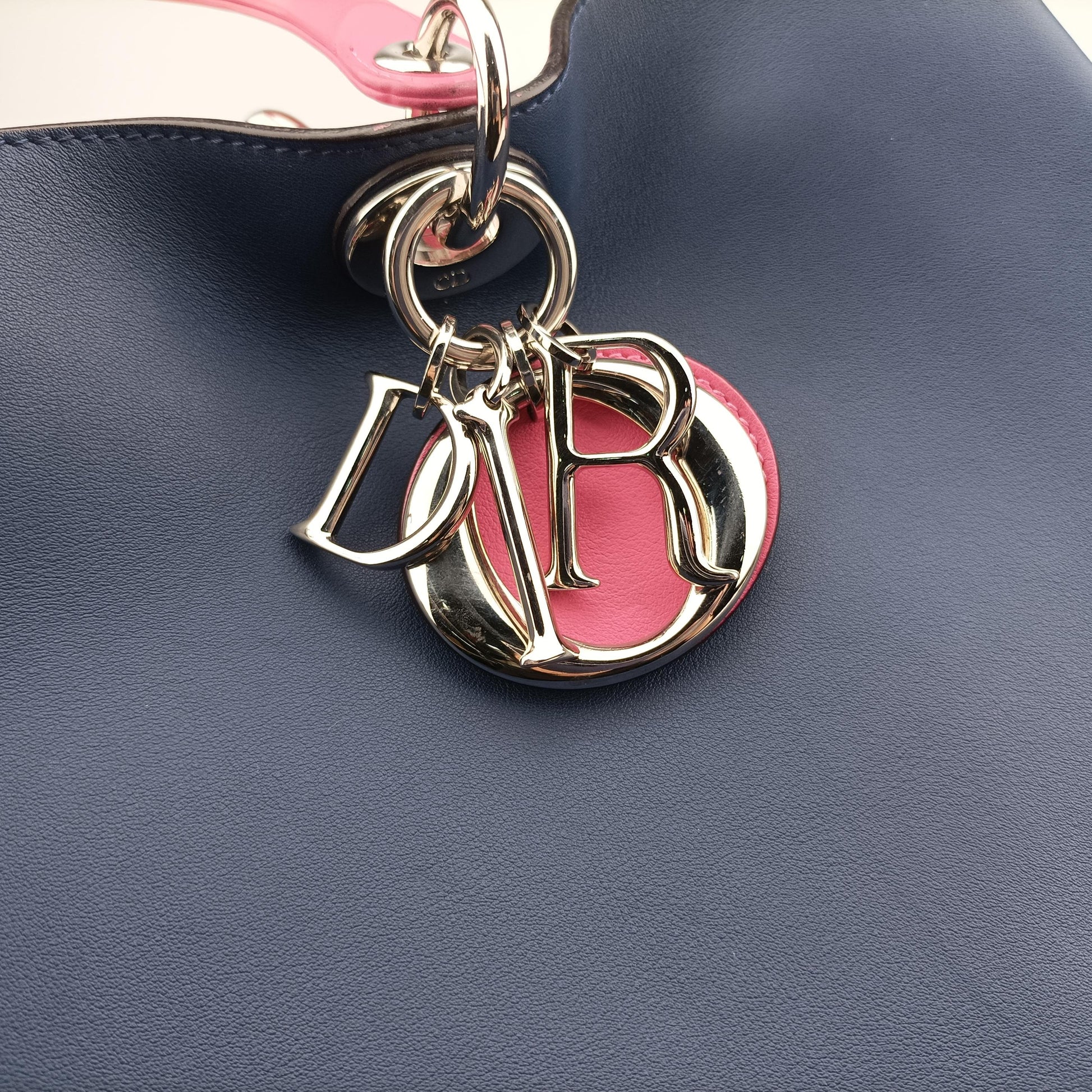 Diorissimo Navy x Pink Leather 09-MA-1104ディオリッシモ ネイビー×ピンク レザー 09-MA-1104