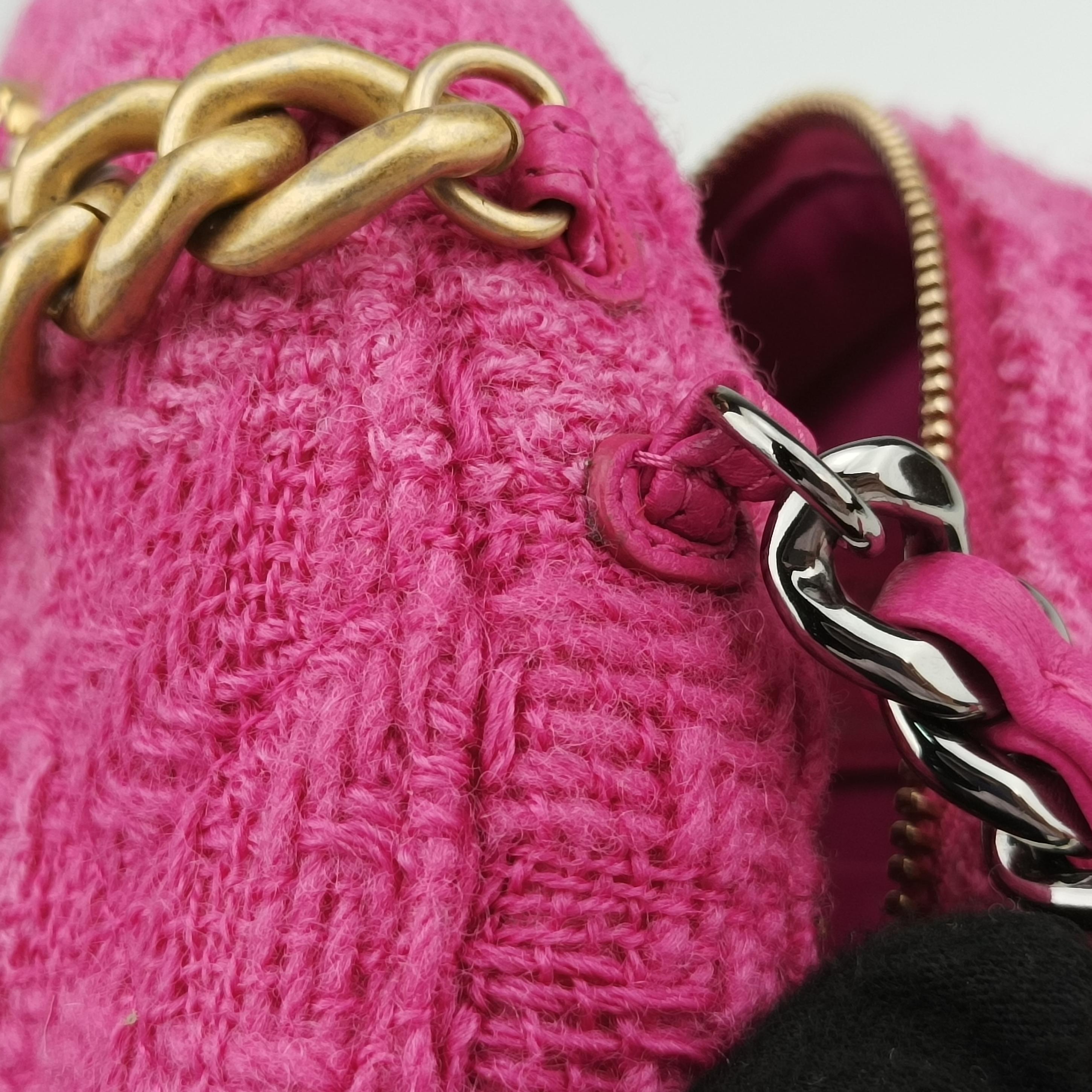 CHANEL 19 Tweed Round Coin Knit Rose Woolen AP0986 29079600シャネル 19 ツイード ラウンド コイン ニット ローズ レッド ウール AP0986 29079600