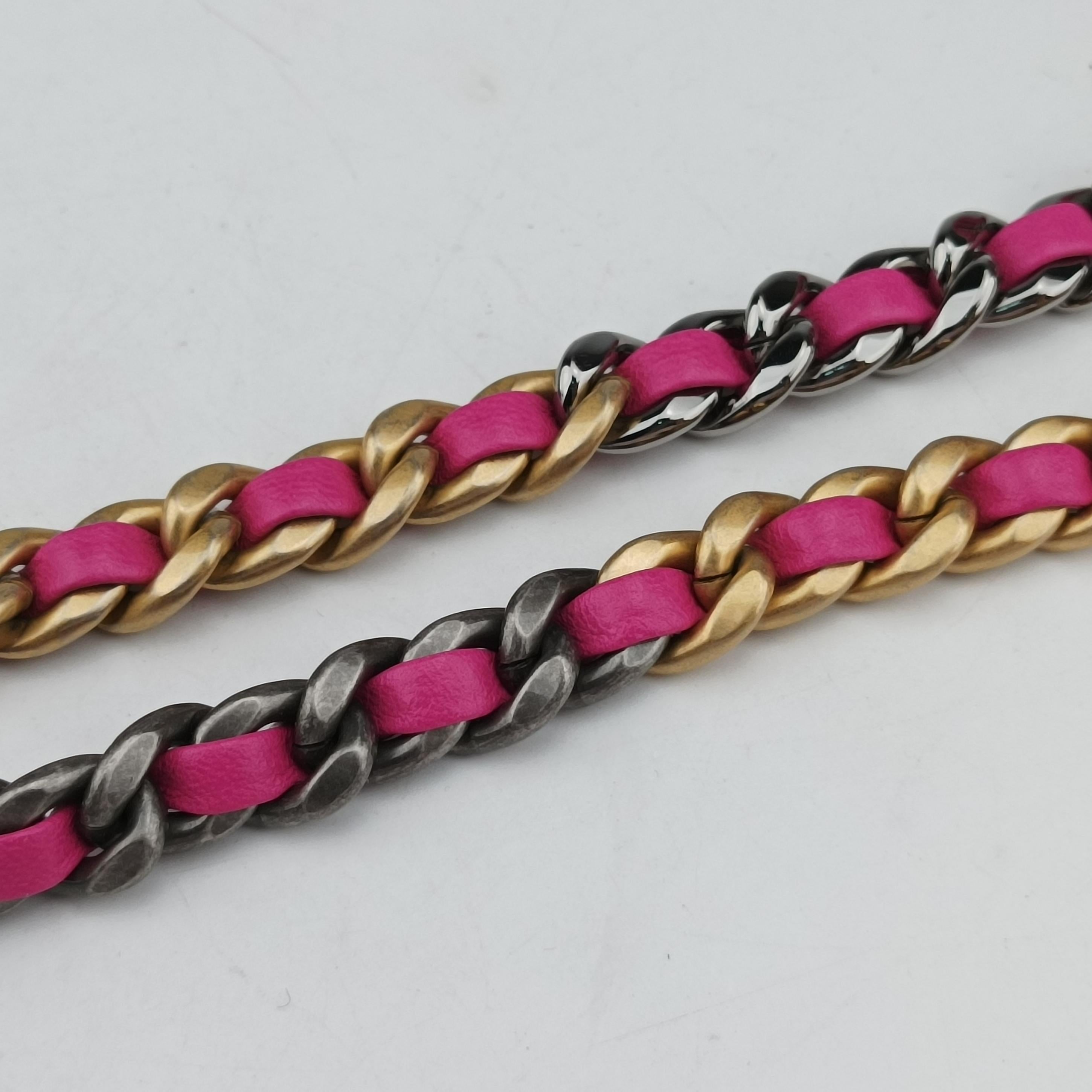 CHANEL 19 Tweed Round Coin Knit Rose Woolen AP0986 29079600シャネル 19 ツイード ラウンド コイン ニット ローズ レッド ウール AP0986 29079600