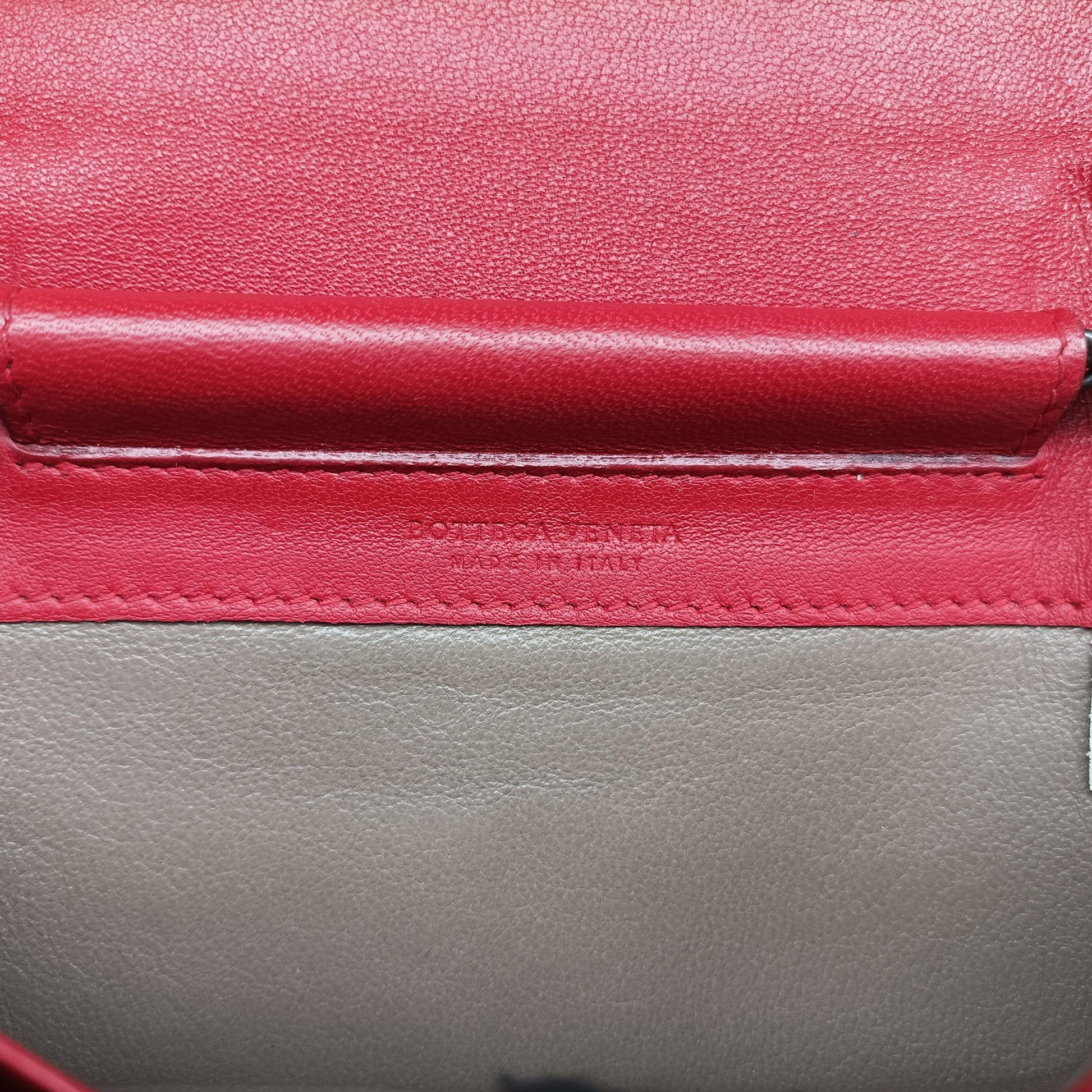 Intrecciato Red lambskin S01176126Pイントレチャート レッド ラムスキン S01176126P