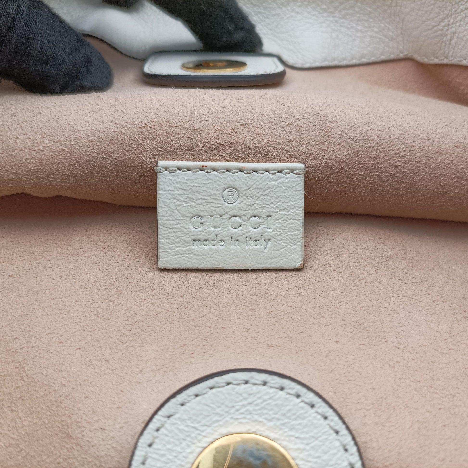 Rajah White Leather 537219 G028689614ラジャ ホワイト レザー 537219 G028689614