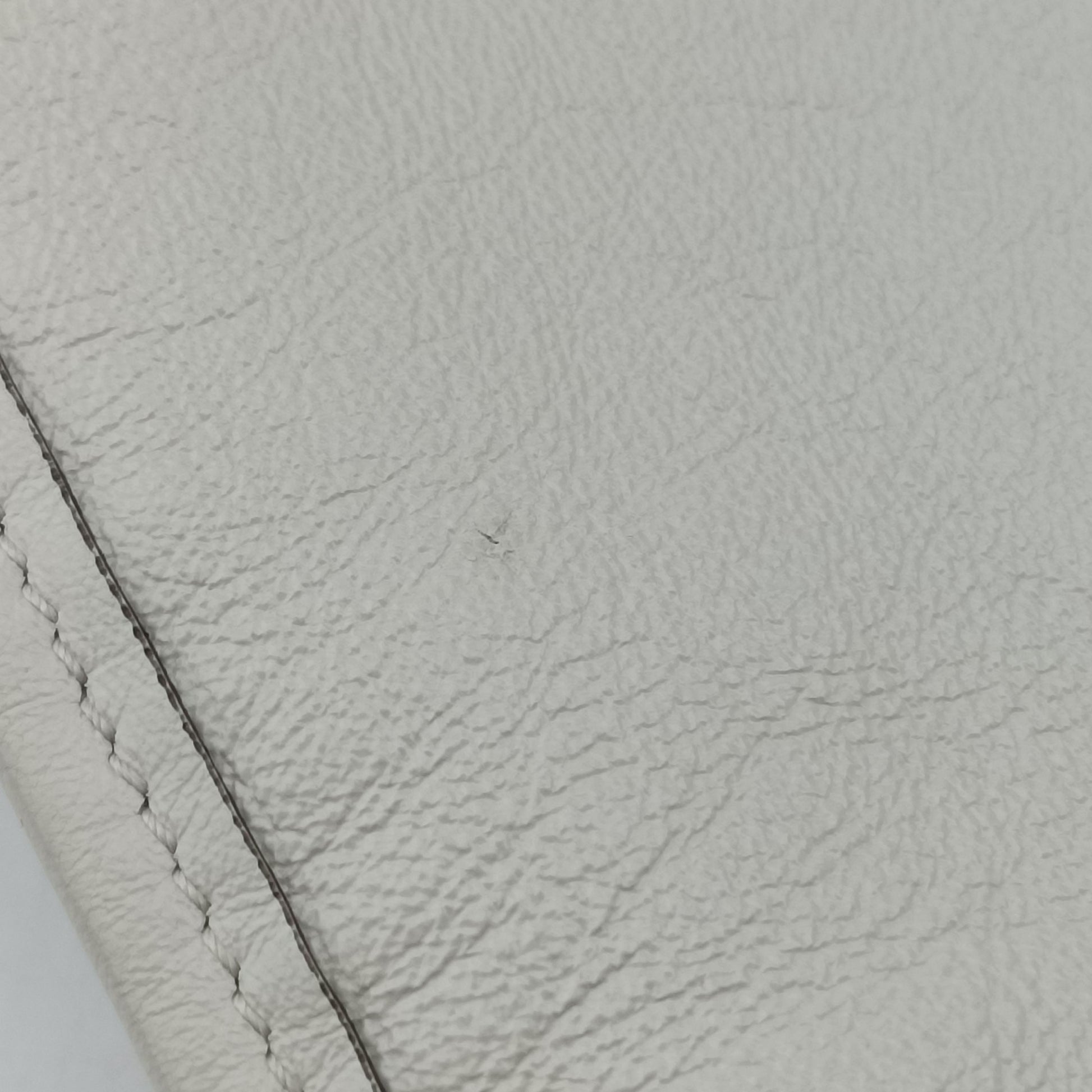 Rajah White Leather 537219 G028689614ラジャ ホワイト レザー 537219 G028689614