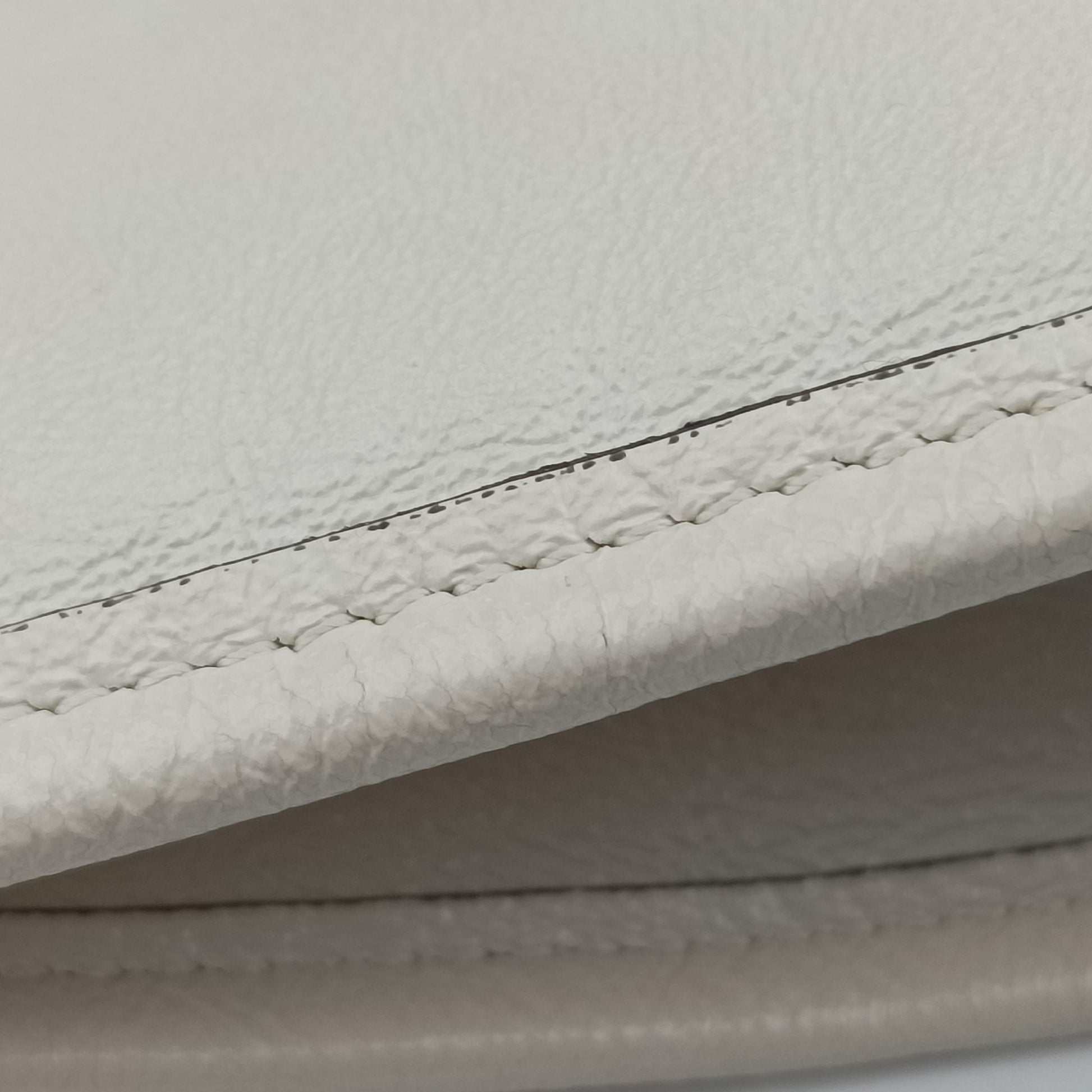 Rajah White Leather 537219 G028689614ラジャ ホワイト レザー 537219 G028689614