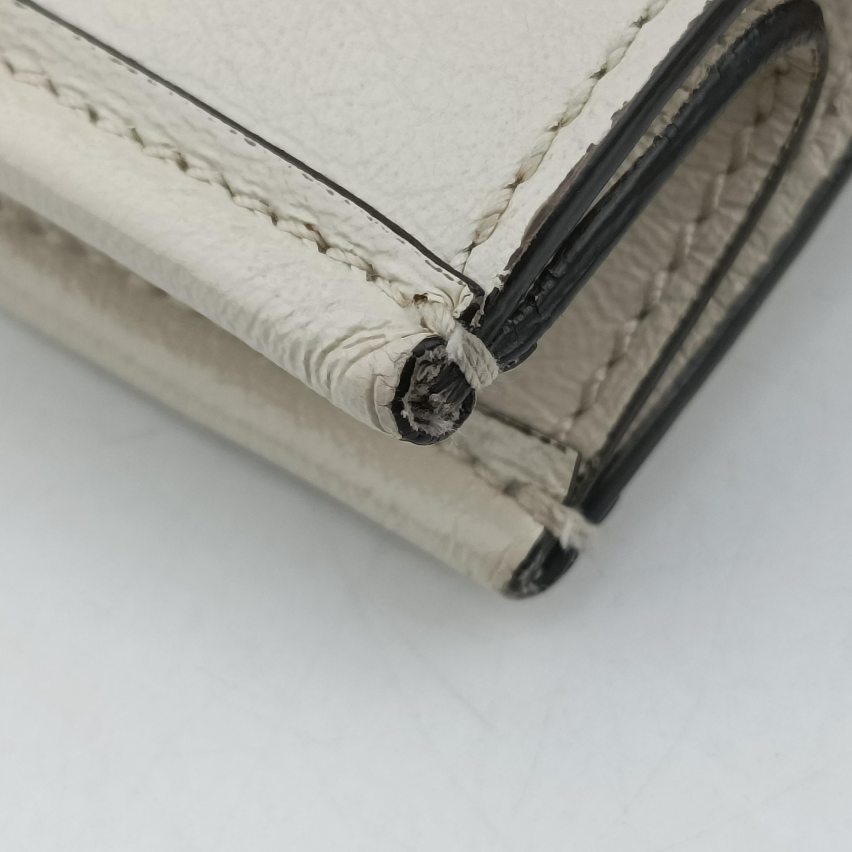 Rajah White Leather 537219 G028689614ラジャ ホワイト レザー 537219 G028689614