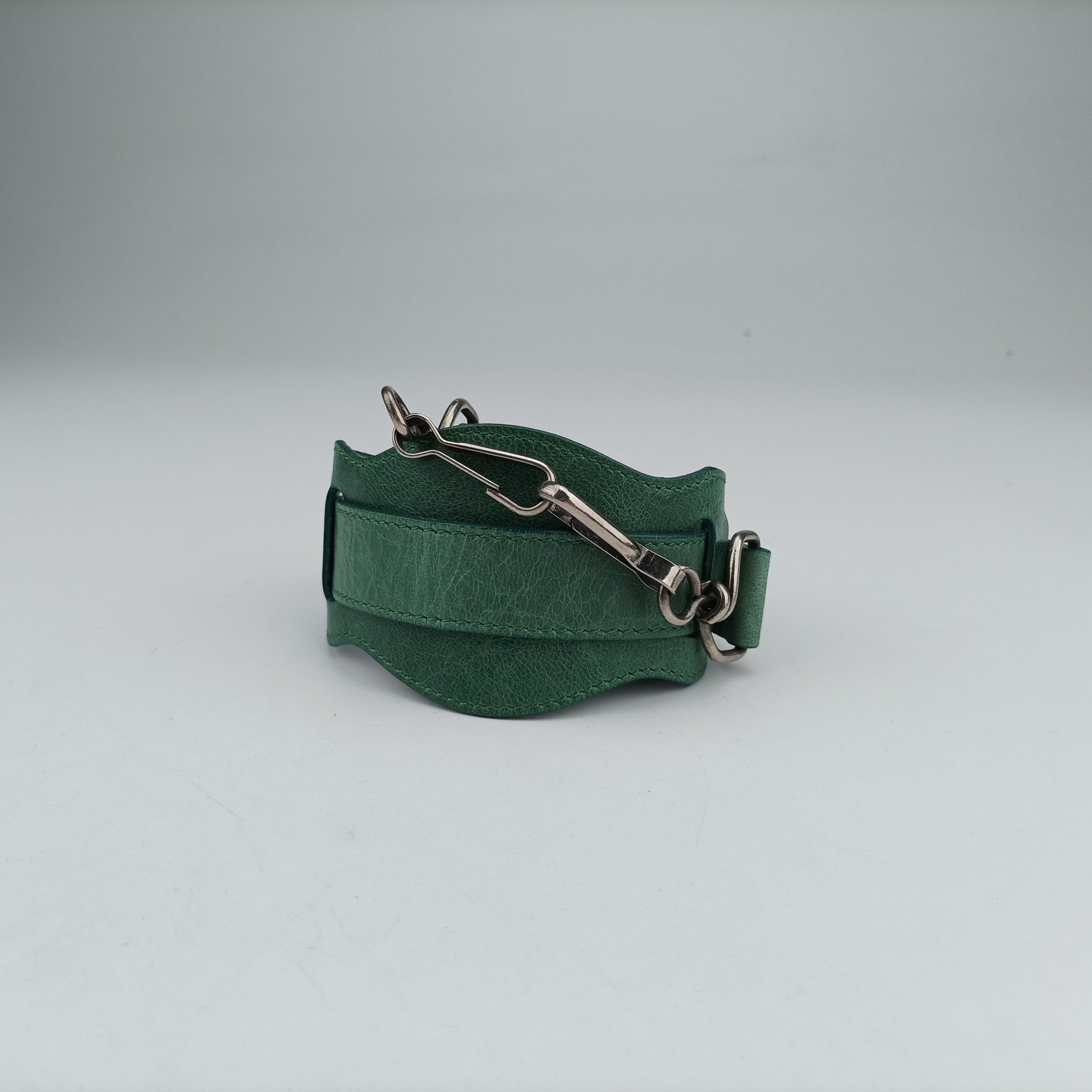 The First Green lambskin 103208.213048ザ ファースト グリーン ラムスキン 103208.213048