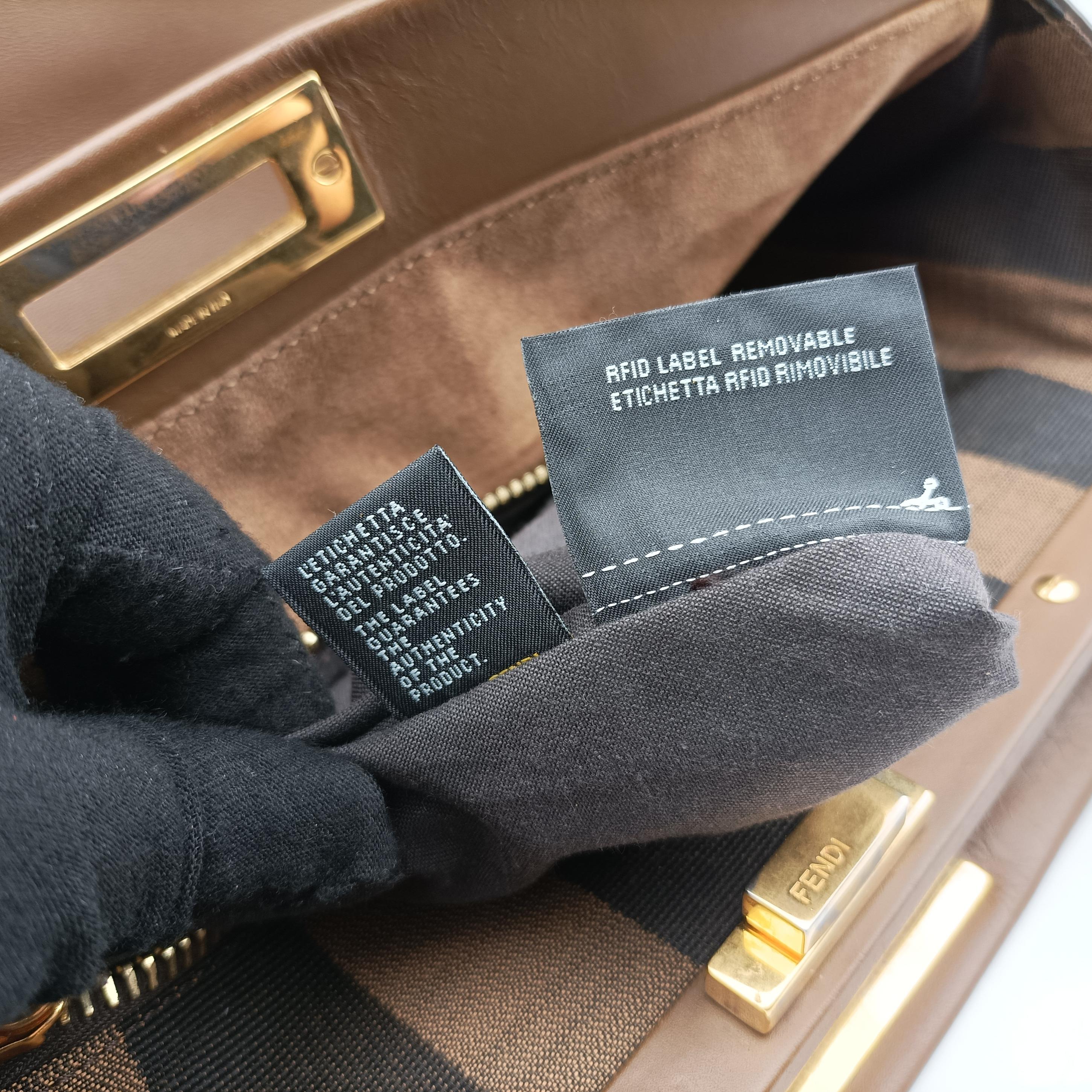 PEEKABOO Large Brown Leather 8BN210 8BN210-Q4J-139-2372ピーカブー ラージ ブラウン レザー 8BN210 8BN210-Q4J-139-2372