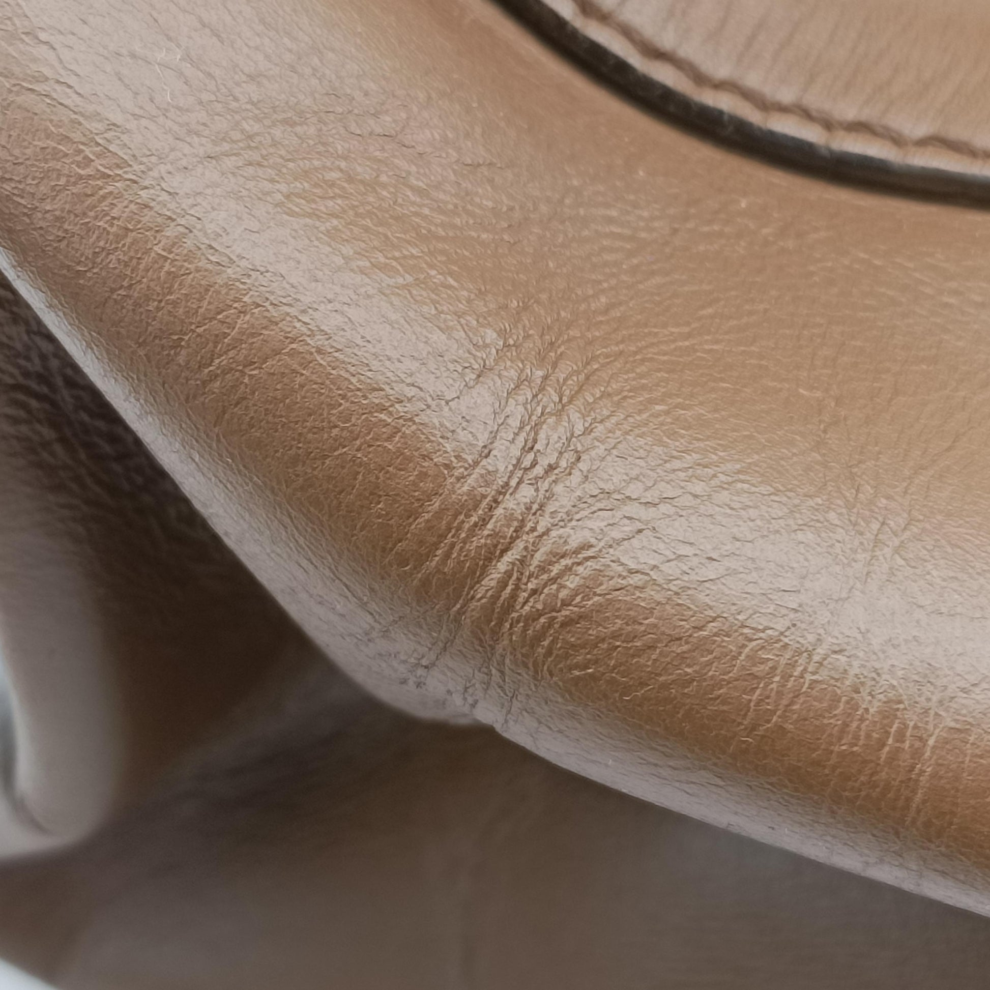 PEEKABOO Large Brown Leather 8BN210 8BN210-Q4J-139-2372ピーカブー ラージ ブラウン レザー 8BN210 8BN210-Q4J-139-2372