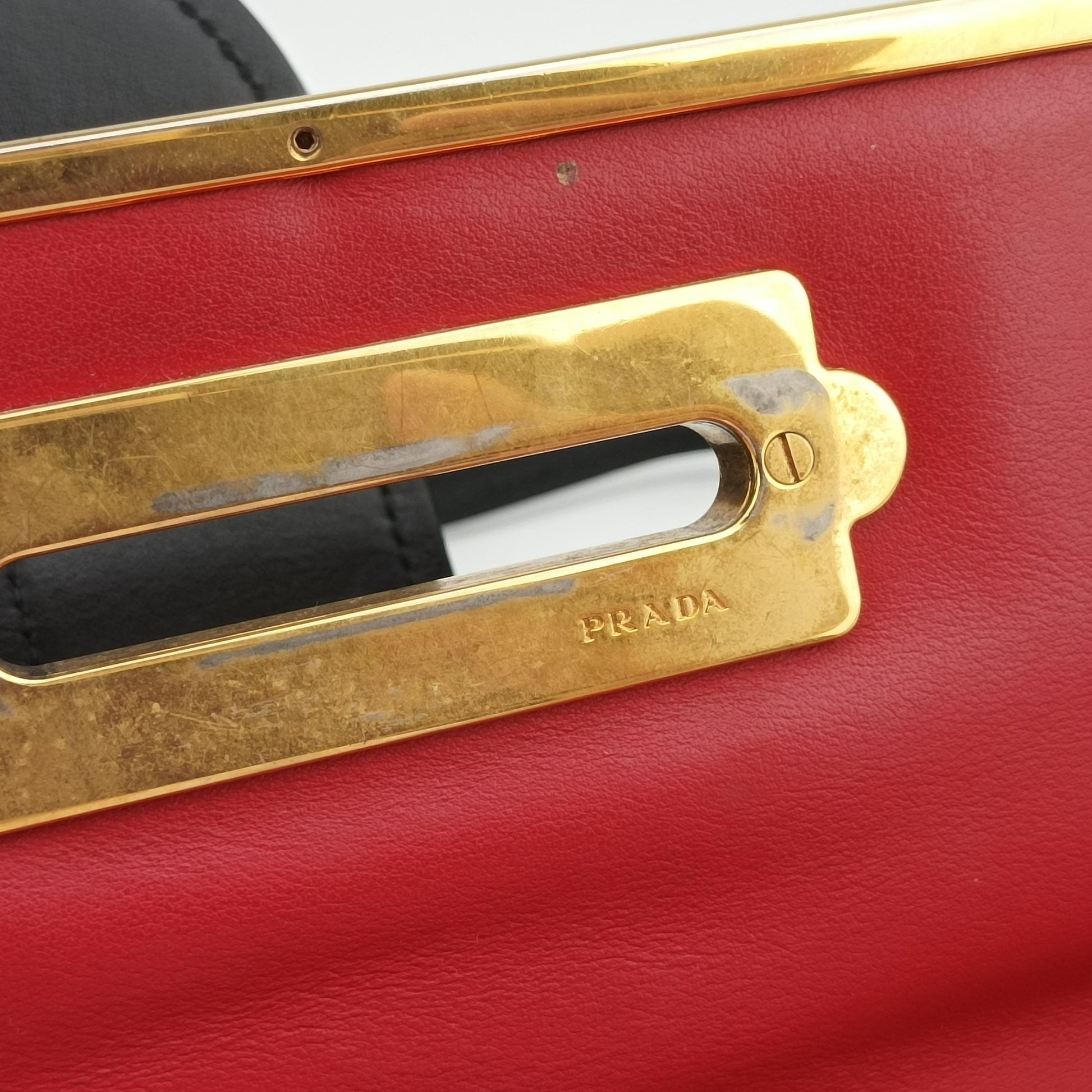 Cahier Red×Black Leather 1BA070 25カイエ レッド×ブラック レザー 1BA070 25