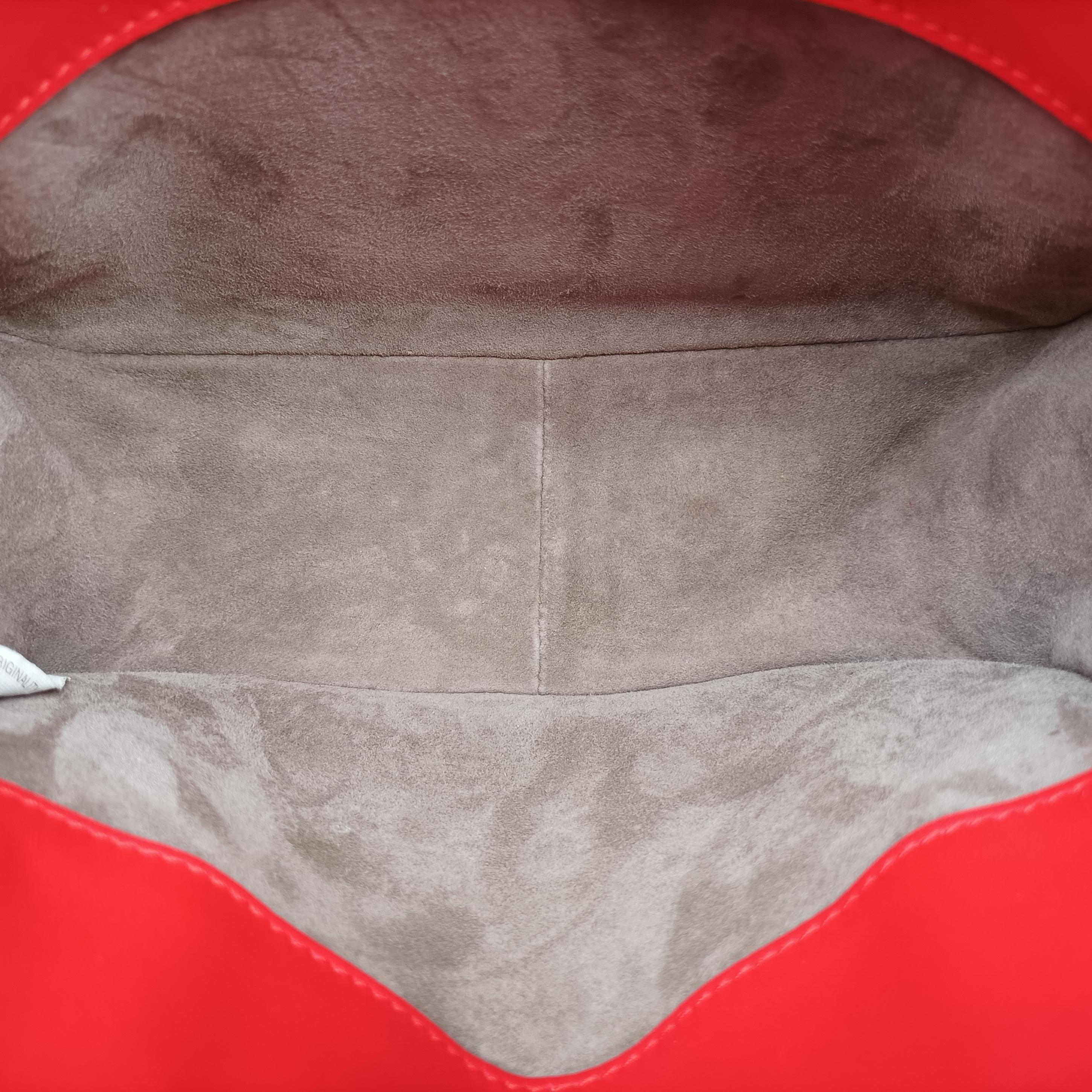 Intrecciato Red lambskin B05326392Wイントレチャート レッド ラムスキン B05326392W