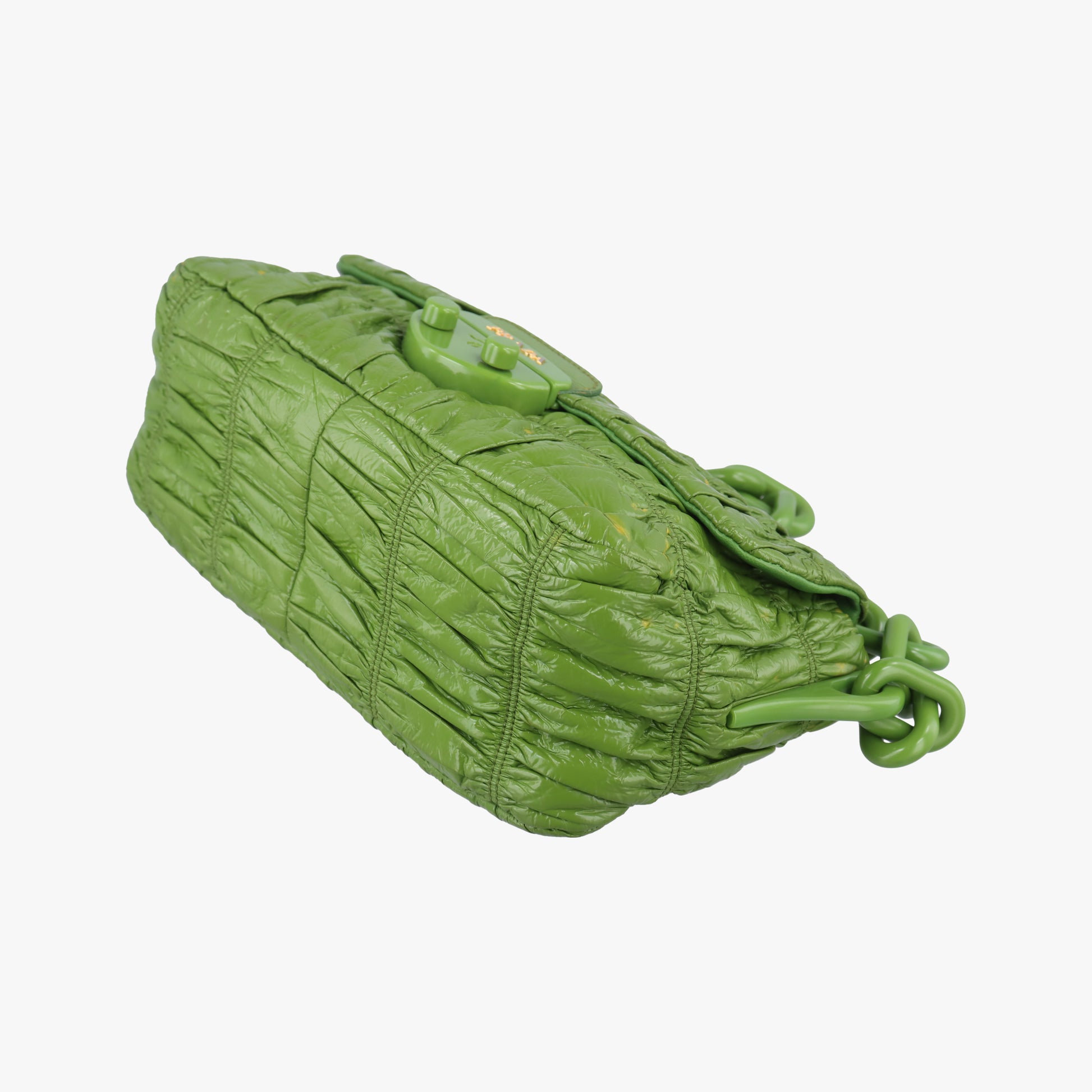 Vernice Gaufre Green patent 117ワッフルネイルポリッシュ グリーン パテント 117