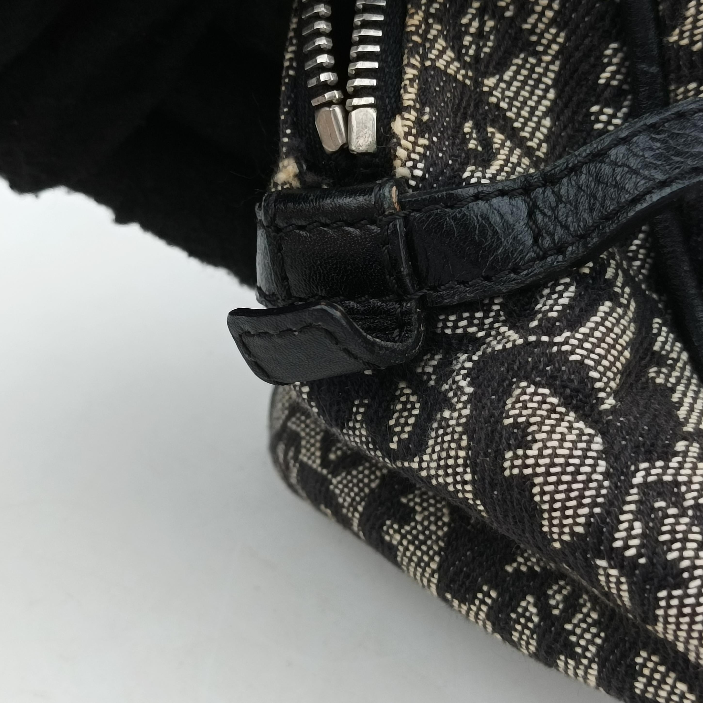 Trotter beige×navy Jacquard BO E 0044トロッター ベージュ×ネイビー ジャガード BO E 0044