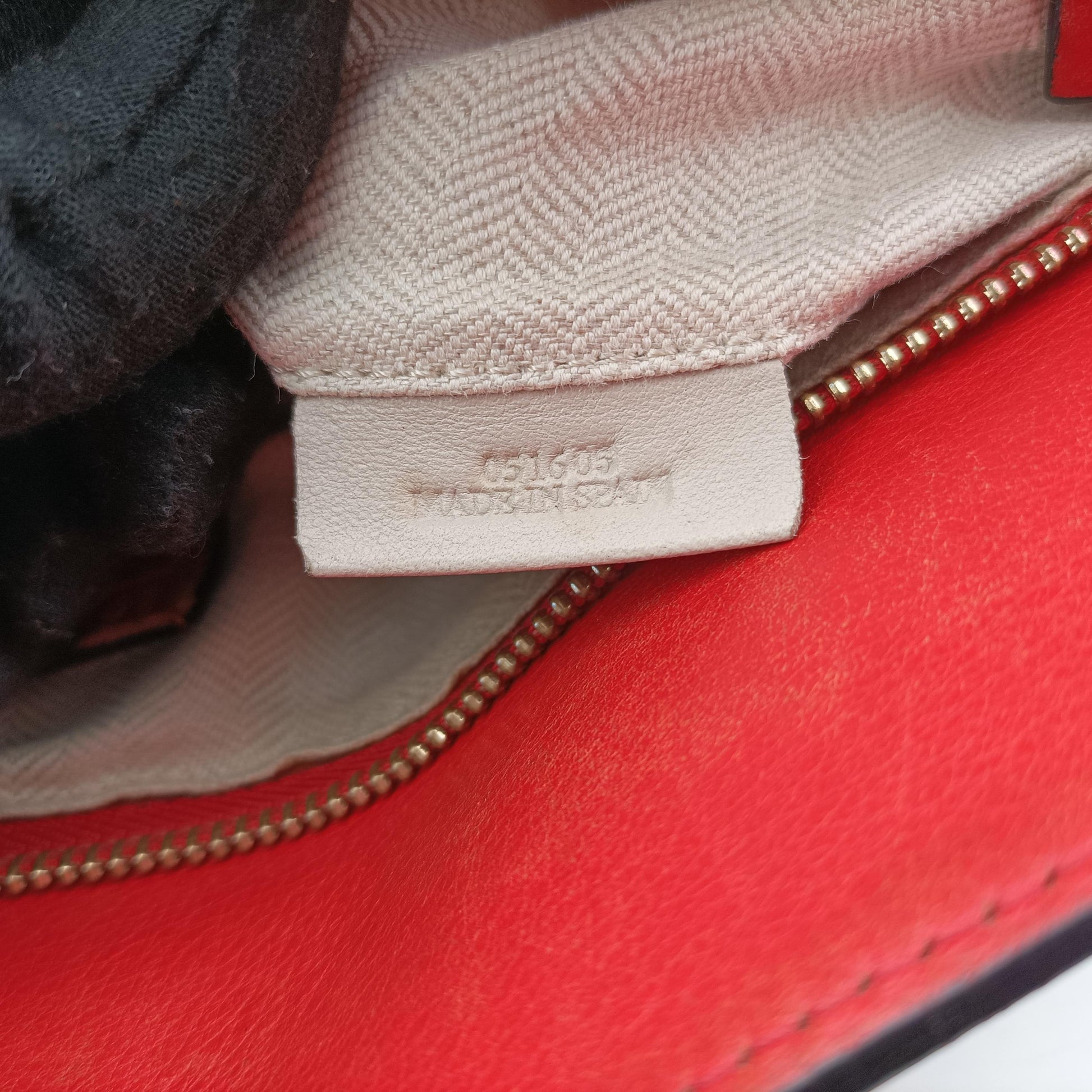 Puzzle Bag Medium Red Leather 051605パズルバッグ ミディアム レッド レザー 051605