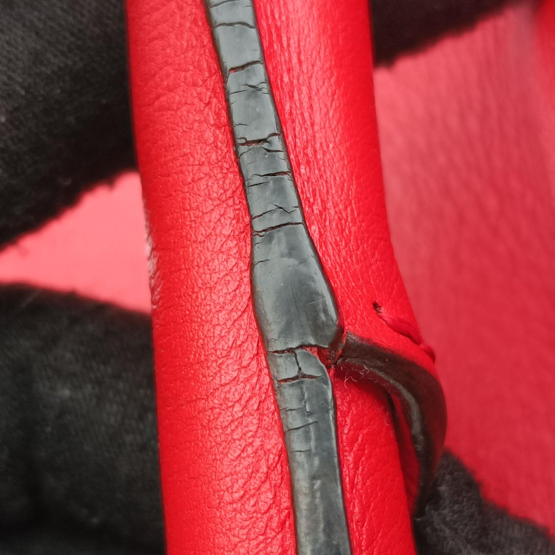 Puzzle Bag Medium Red Leather 051605パズルバッグ ミディアム レッド レザー 051605