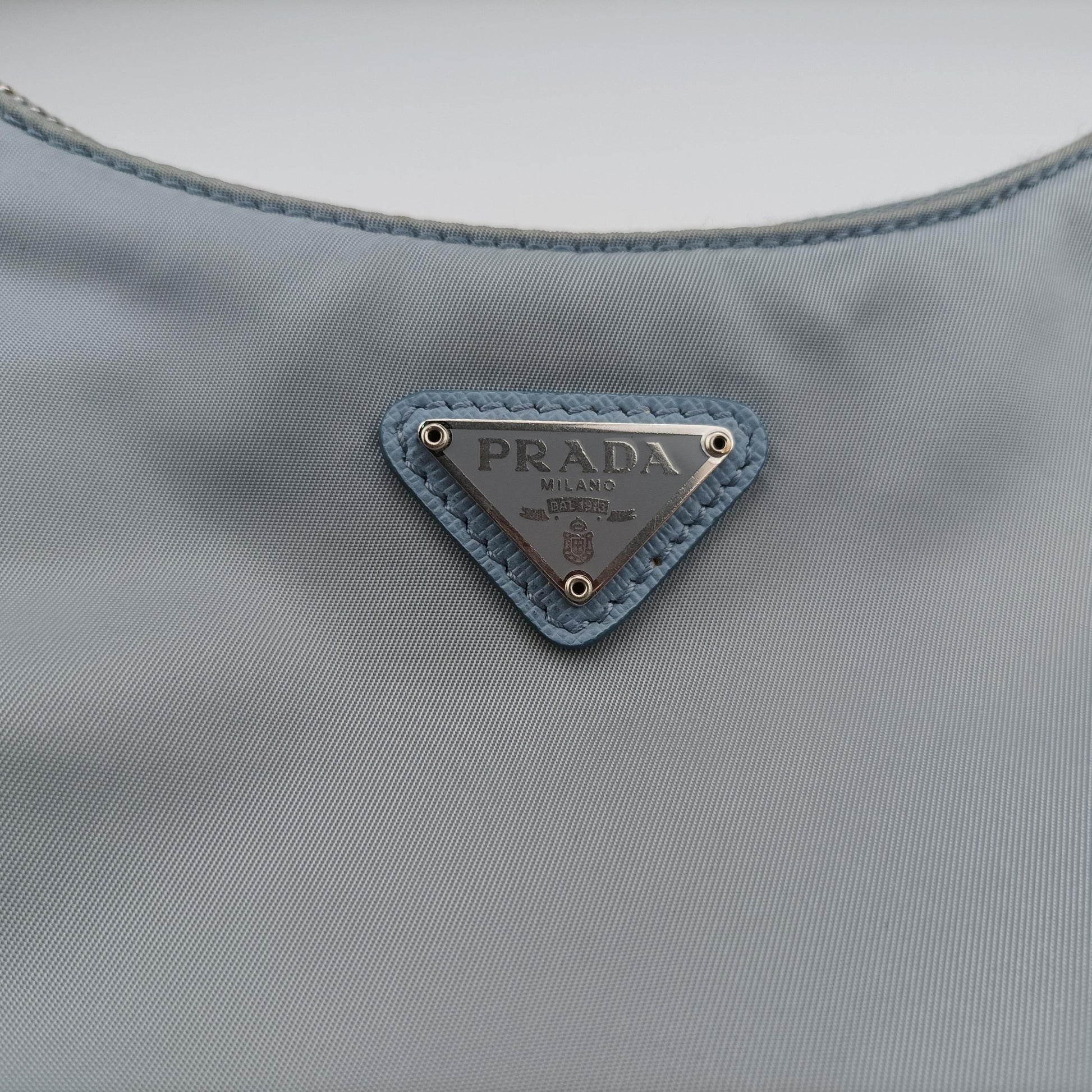 Re-Edition 2005 Re-Nylon Blue nylon 1BH204 272 3リエディション 2005 リナイロン ブルー ナイロン 1BH204 272 3
