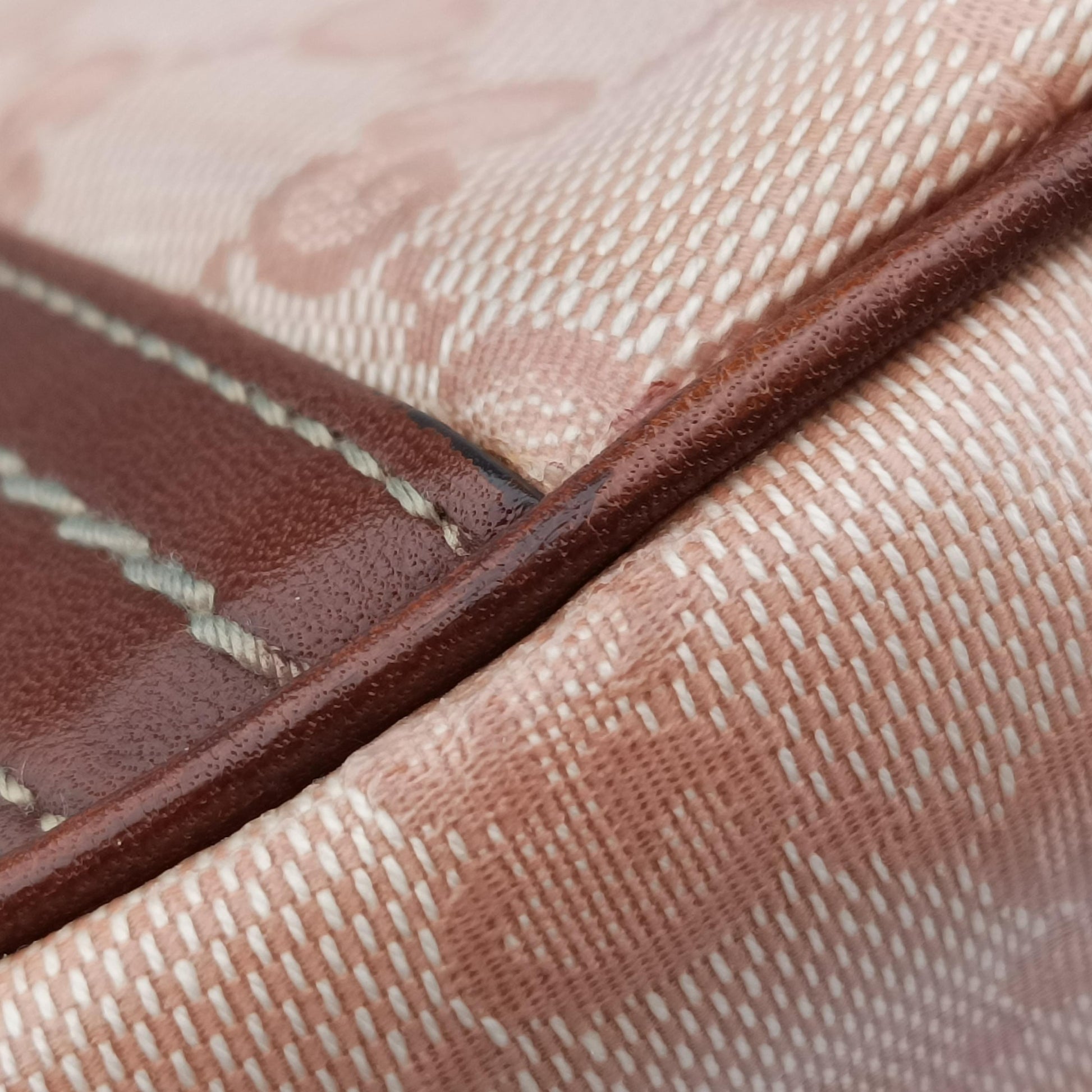 GG Crystal Duchessa Flap Beige x Pink PVC coated canvas 181476 I2260735GGクリスタル ドゥケッサ フラップ ベージュ×ピンク PVCコーティングキャンバス 181476 I2260735