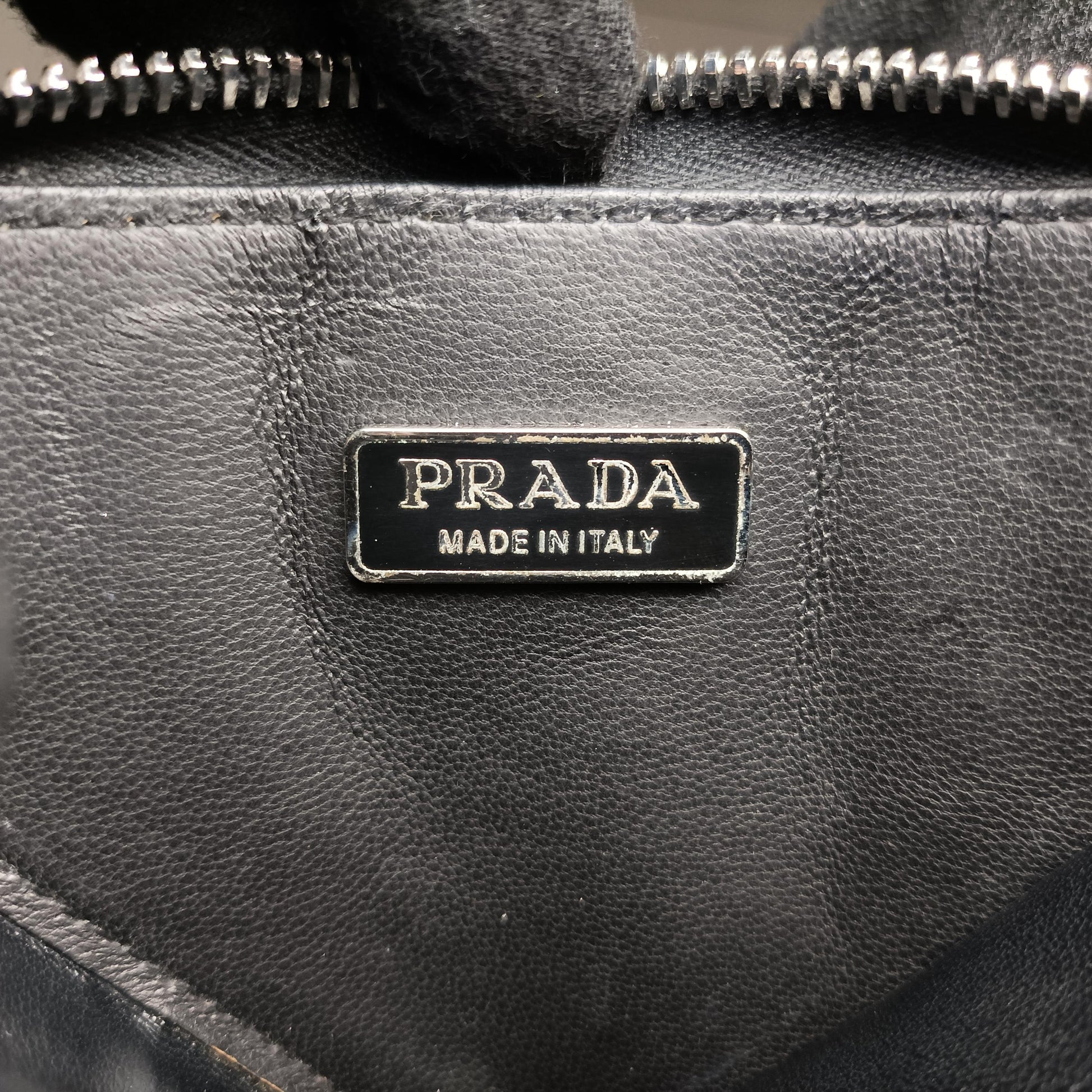 Triangle Logo Silver patent 230-Aトライアングルロゴ シルバー パテント 230-A