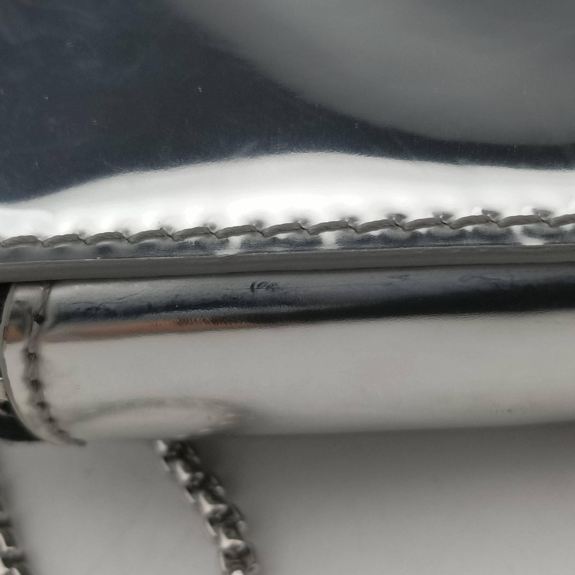 Triangle Logo Silver patent 230-Aトライアングルロゴ シルバー パテント 230-A