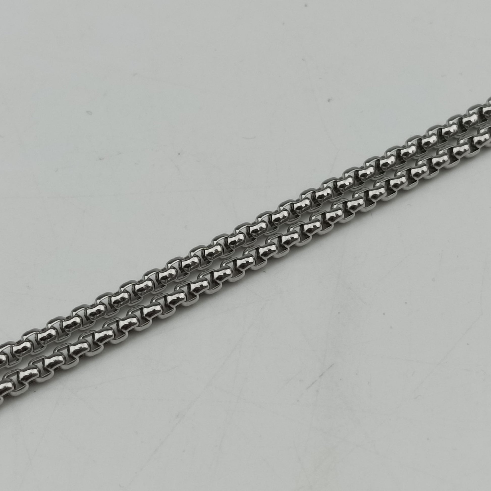 Triangle Logo Silver patent 230-Aトライアングルロゴ シルバー パテント 230-A