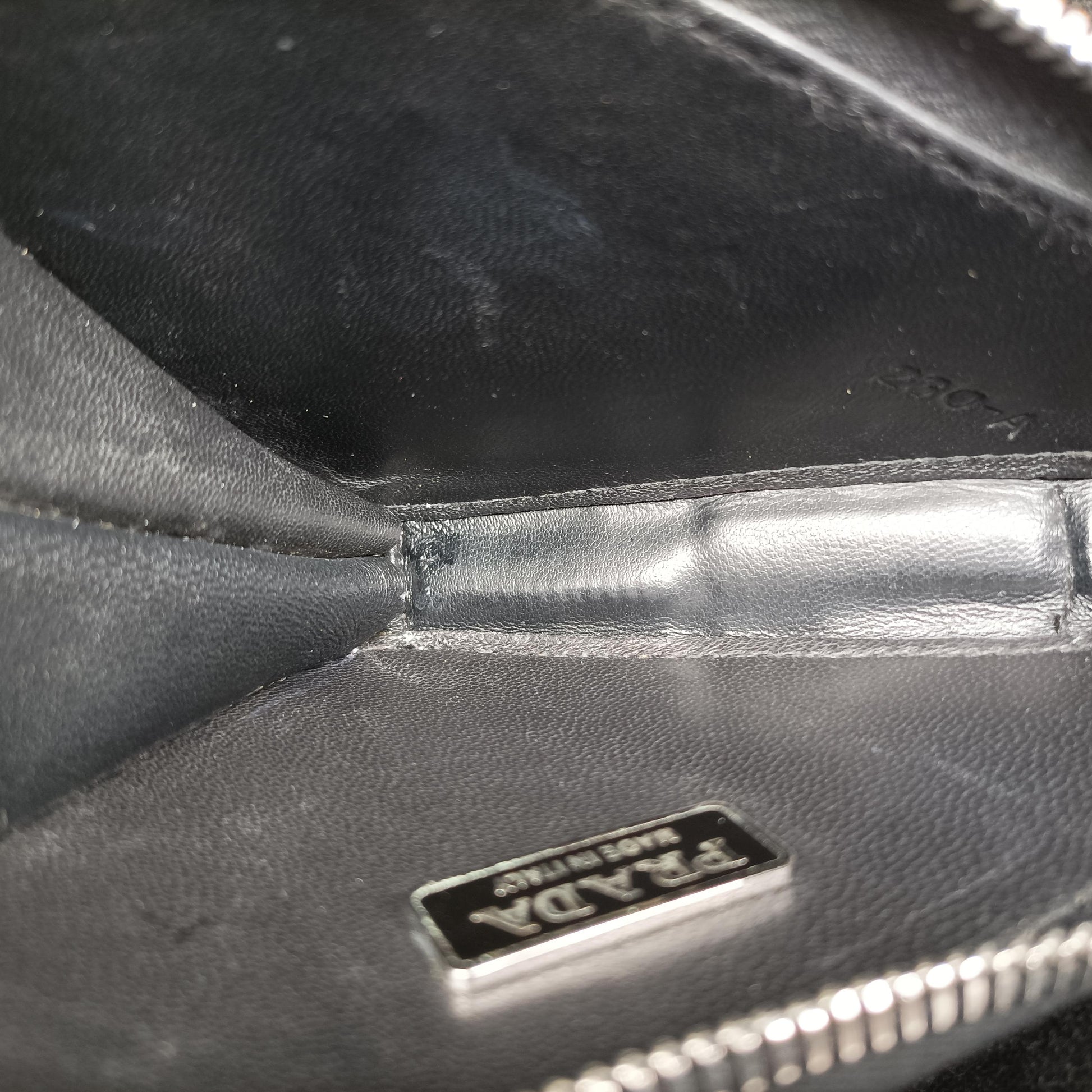 Triangle Logo Silver patent 230-Aトライアングルロゴ シルバー パテント 230-A