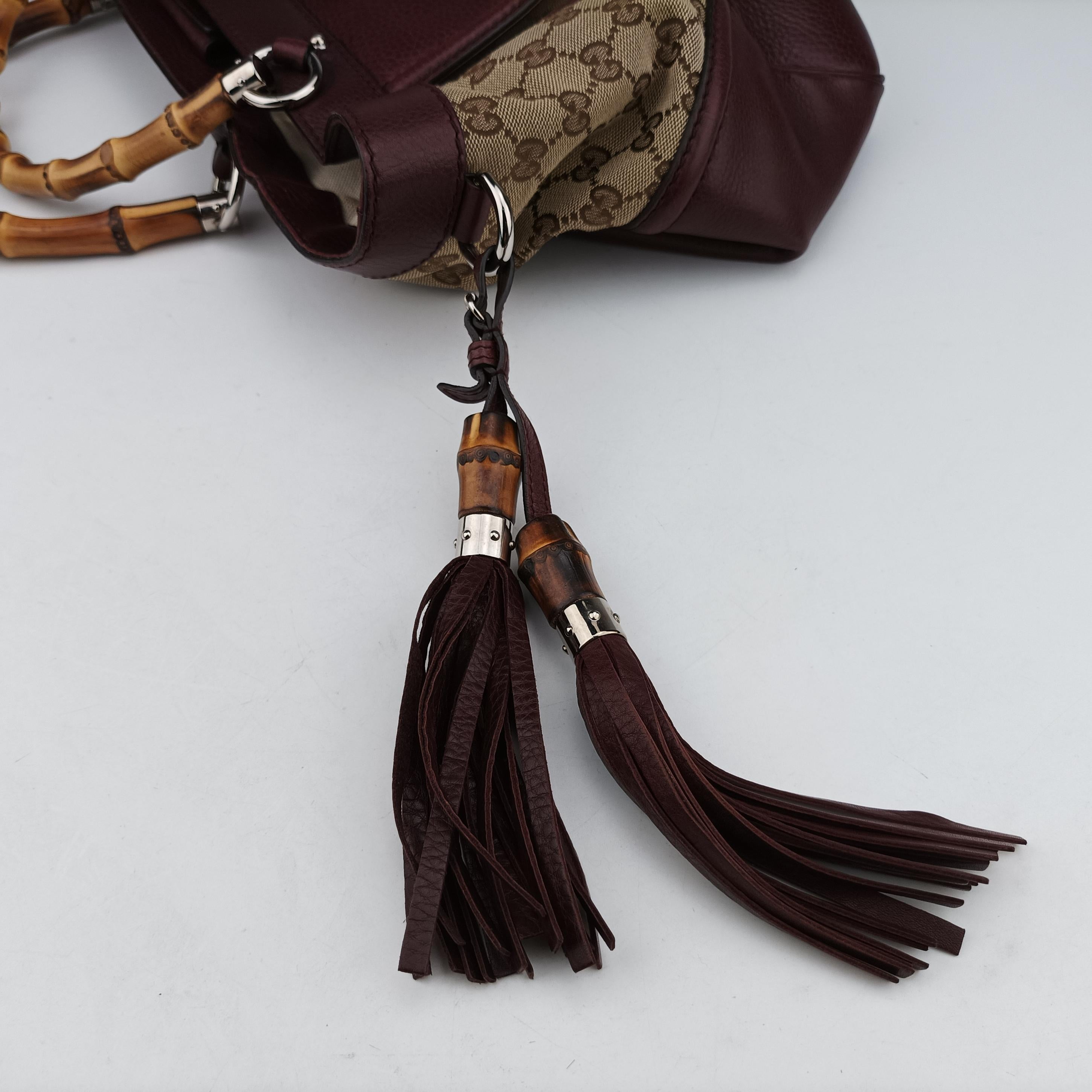 New Bamboo Tassel khaki×burgundy Leather × fabric 246860 D6509785ニューバンブー カーキ×ワインレッド レザー×ファブリック 246860 D6509785