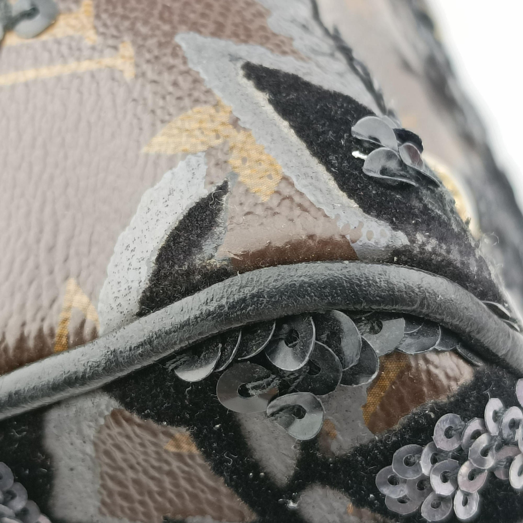 Speedy 30 brown×black Monogram Fleur Deug×Sequins M40436 TR4140スピーディ30 モノグラム/ブラウン×ブラック モノグラム フルール ドゥ ジェ×スパンコール M40436 TR4140