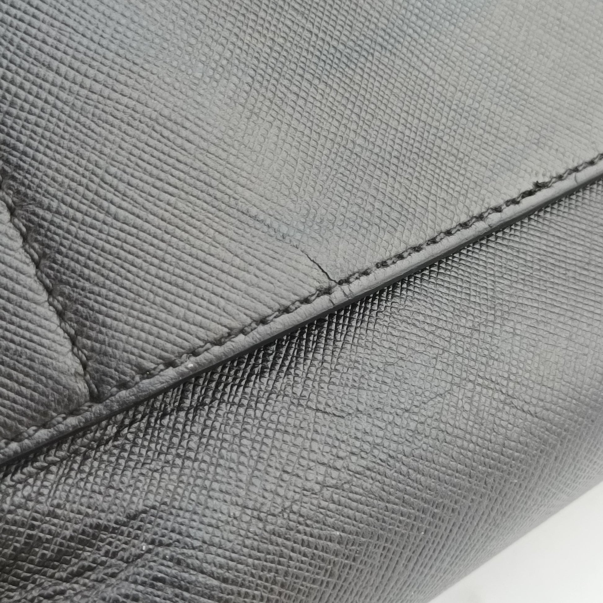 Business Briefcase Black SAFFIANO Leather 2VE011 31/H 208ビジネス ブリーフケース ブラック サフィアーノレザー 2VE011 31/H 208