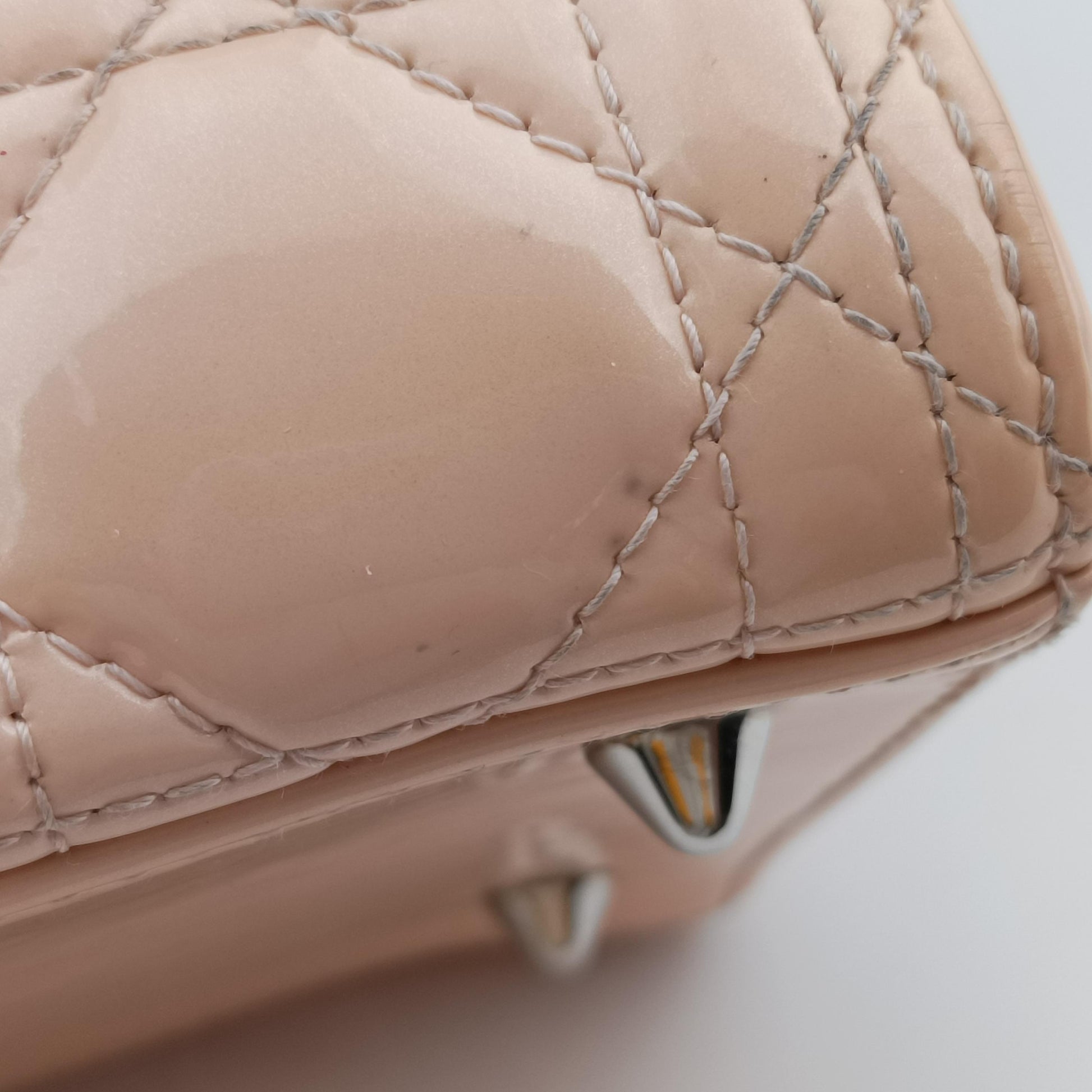 Lady Dior Beige Patent 09-BO-1104レディディオール ベージュ パテント 09-BO-1104