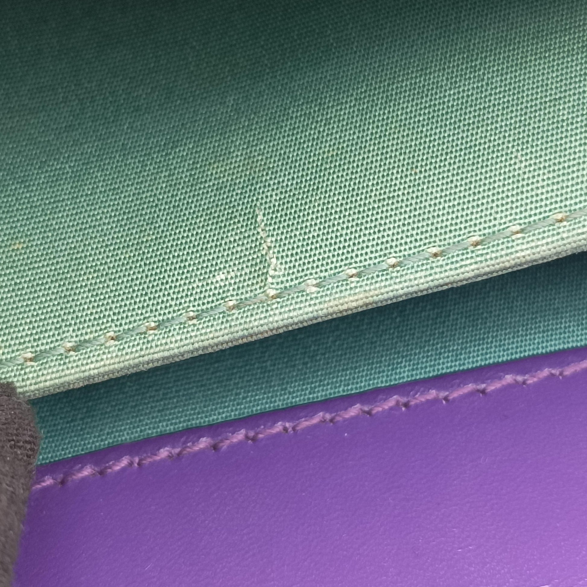 SERPENTI FOREVER Purple Leather AQ.N15.39779セルペンティ フォーエバー パープル レザー AQ.N15.39779