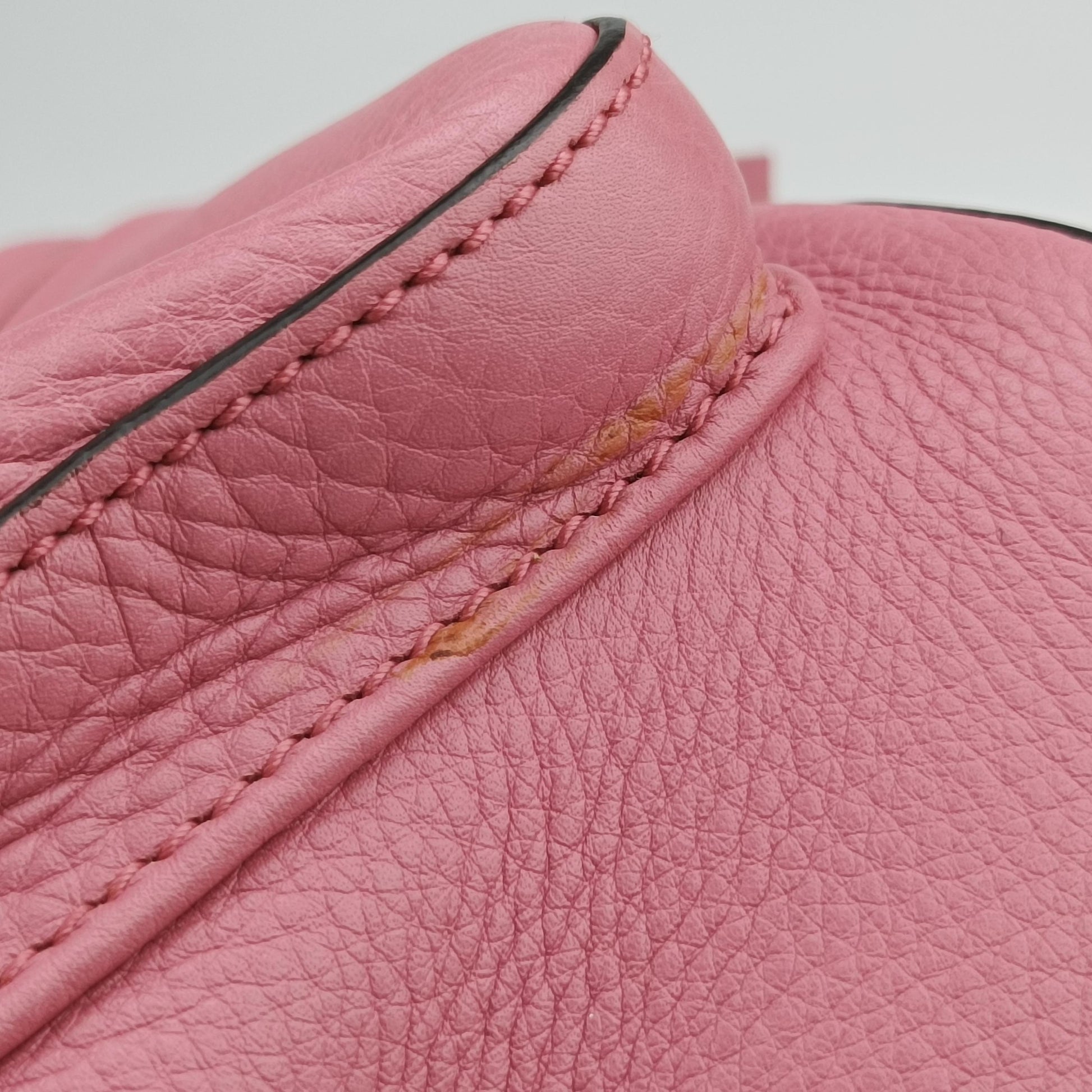 Bamboo fringe tassel Pink Leather 370833 I017857403バンブー ピンク レザー 370833 I017857403