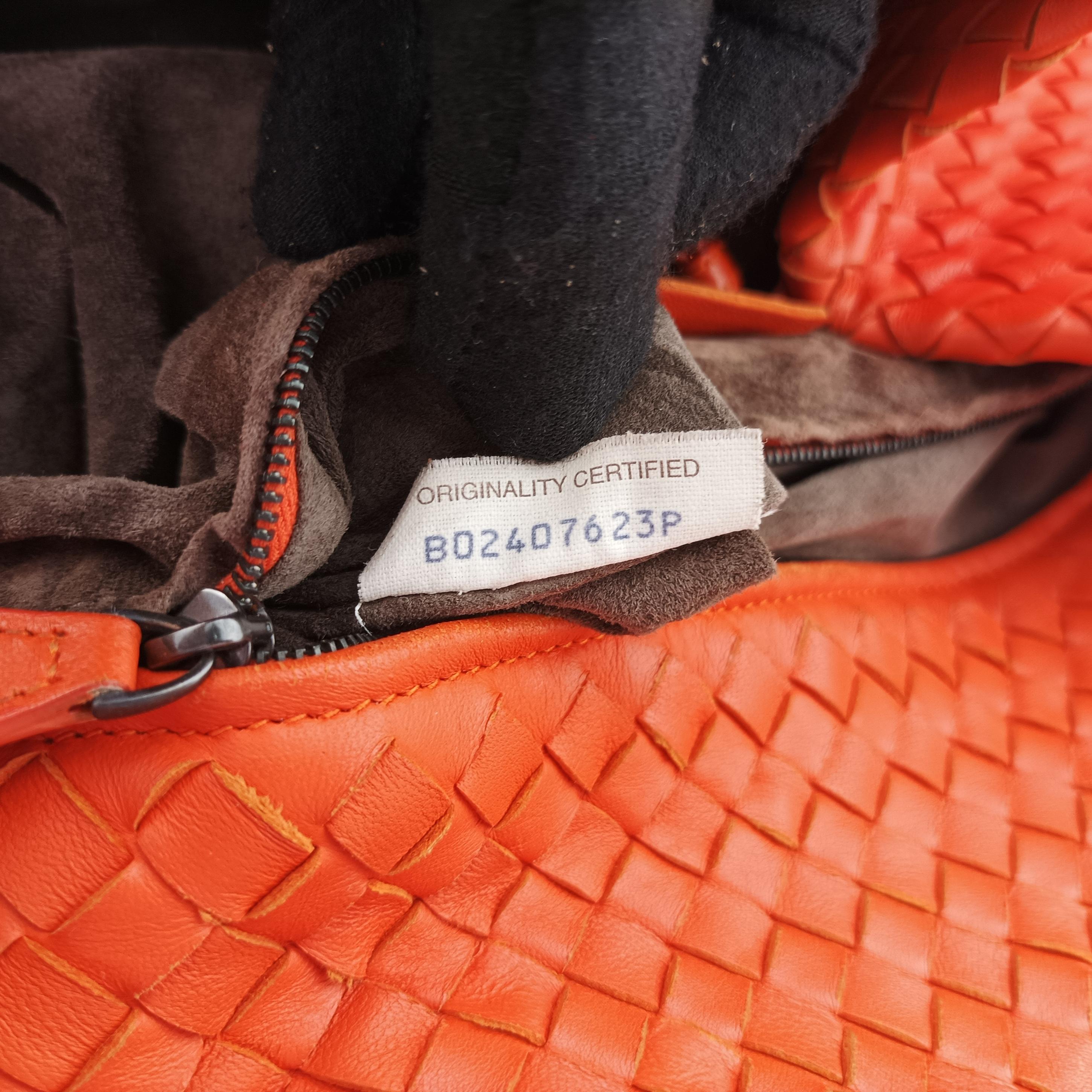 Cesta Intrecciato Orange lambskin B02407623Pセスタ イントレチャート オレンジ ラムスキン B02407623P
