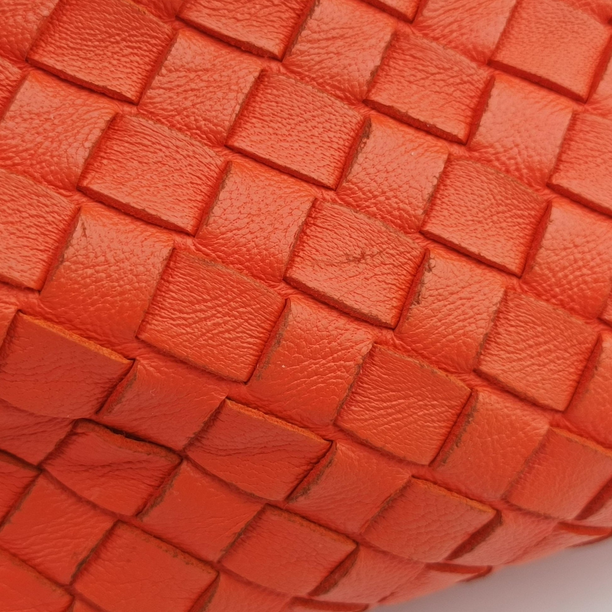 Cesta Intrecciato Orange lambskin B02407623Pセスタ イントレチャート オレンジ ラムスキン B02407623P